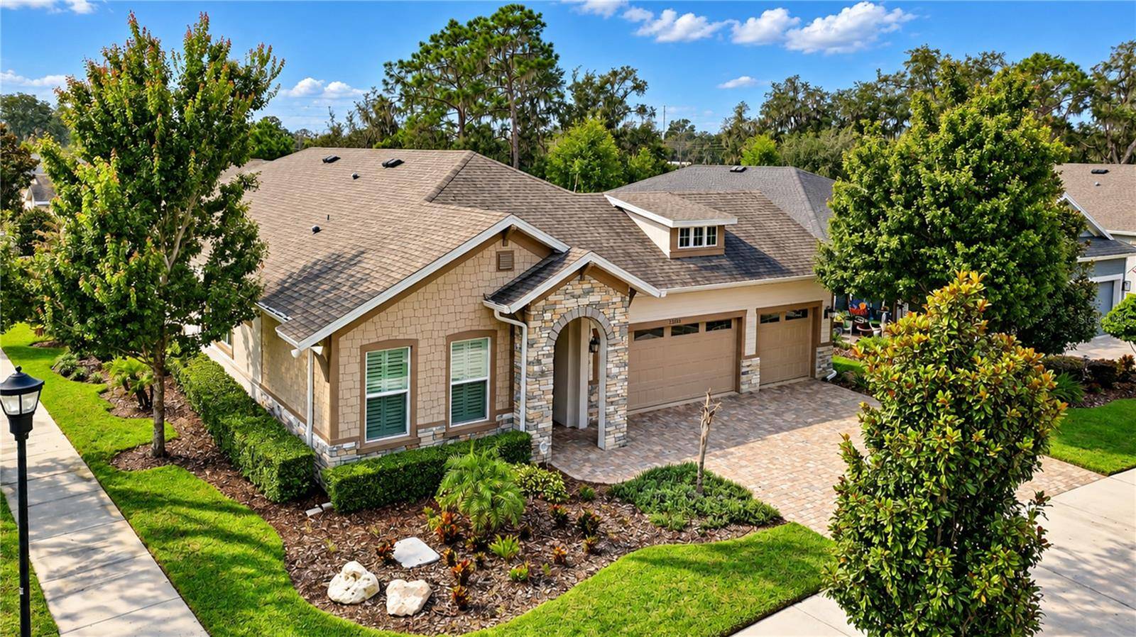 13943 NATURES RESERVE DR, Lithia, FL 33547