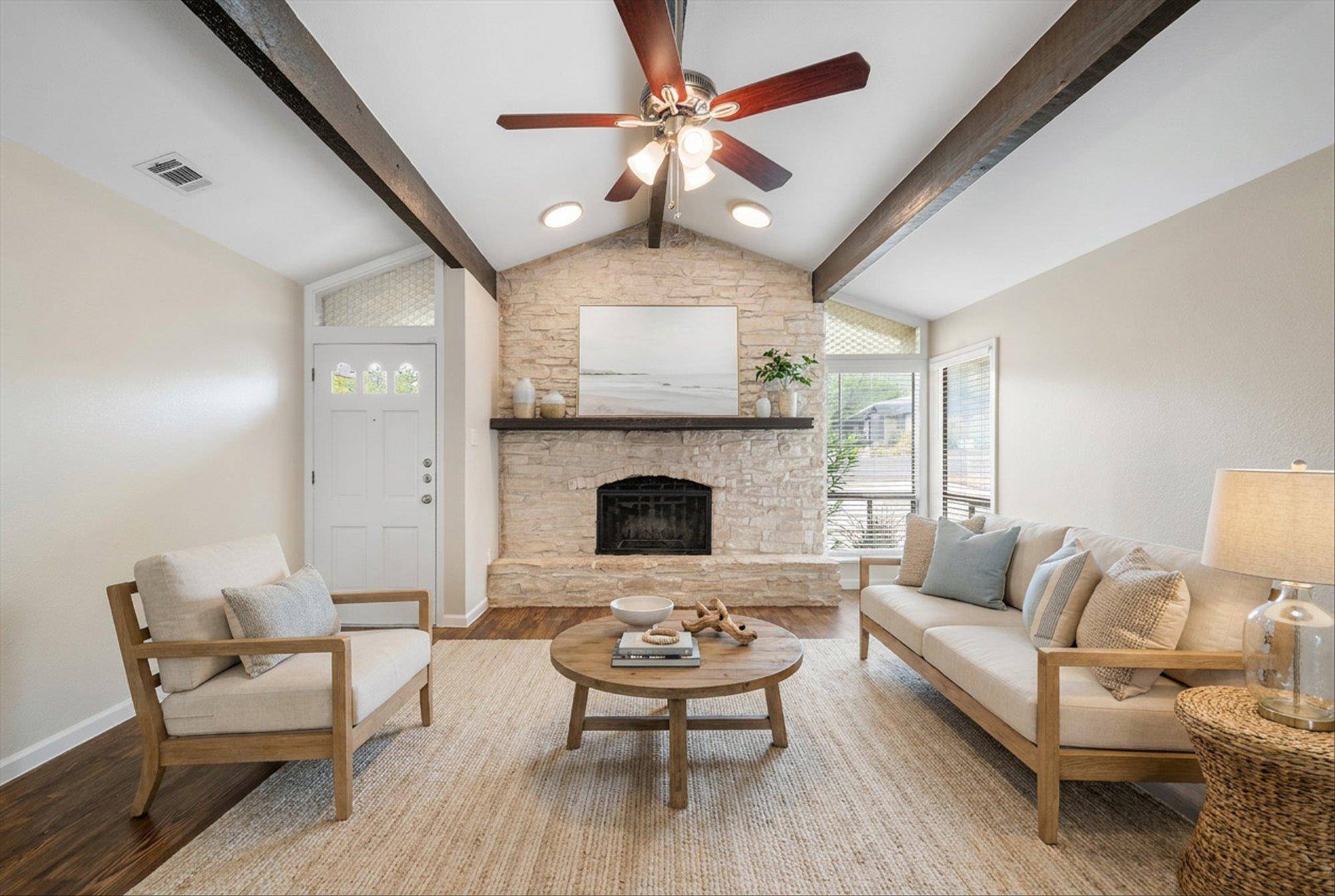 802 Riddlewood DR, Austin, TX 78753