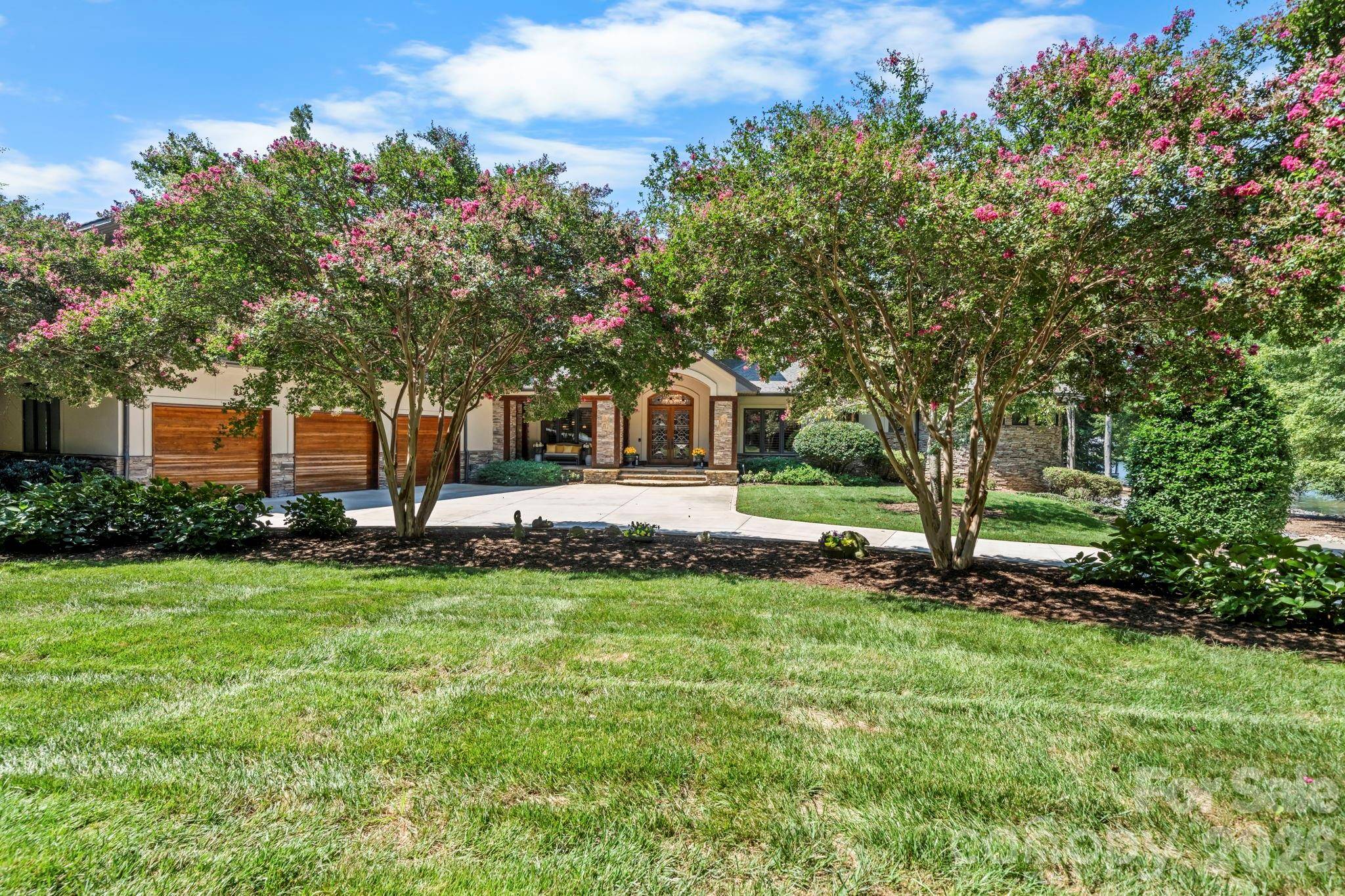 9305 White Ibis CT, Belmont, NC 28012