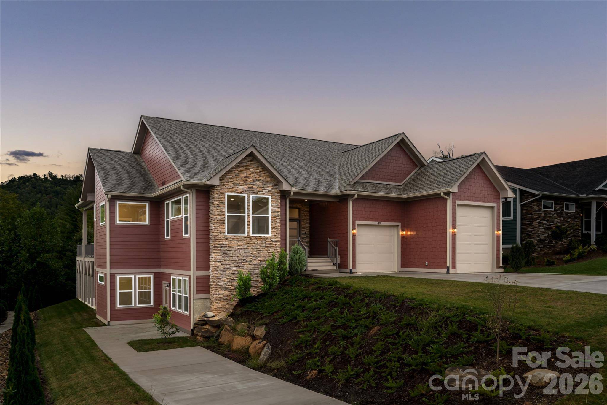 49 Al Dorf DR, Weaverville, NC 28787