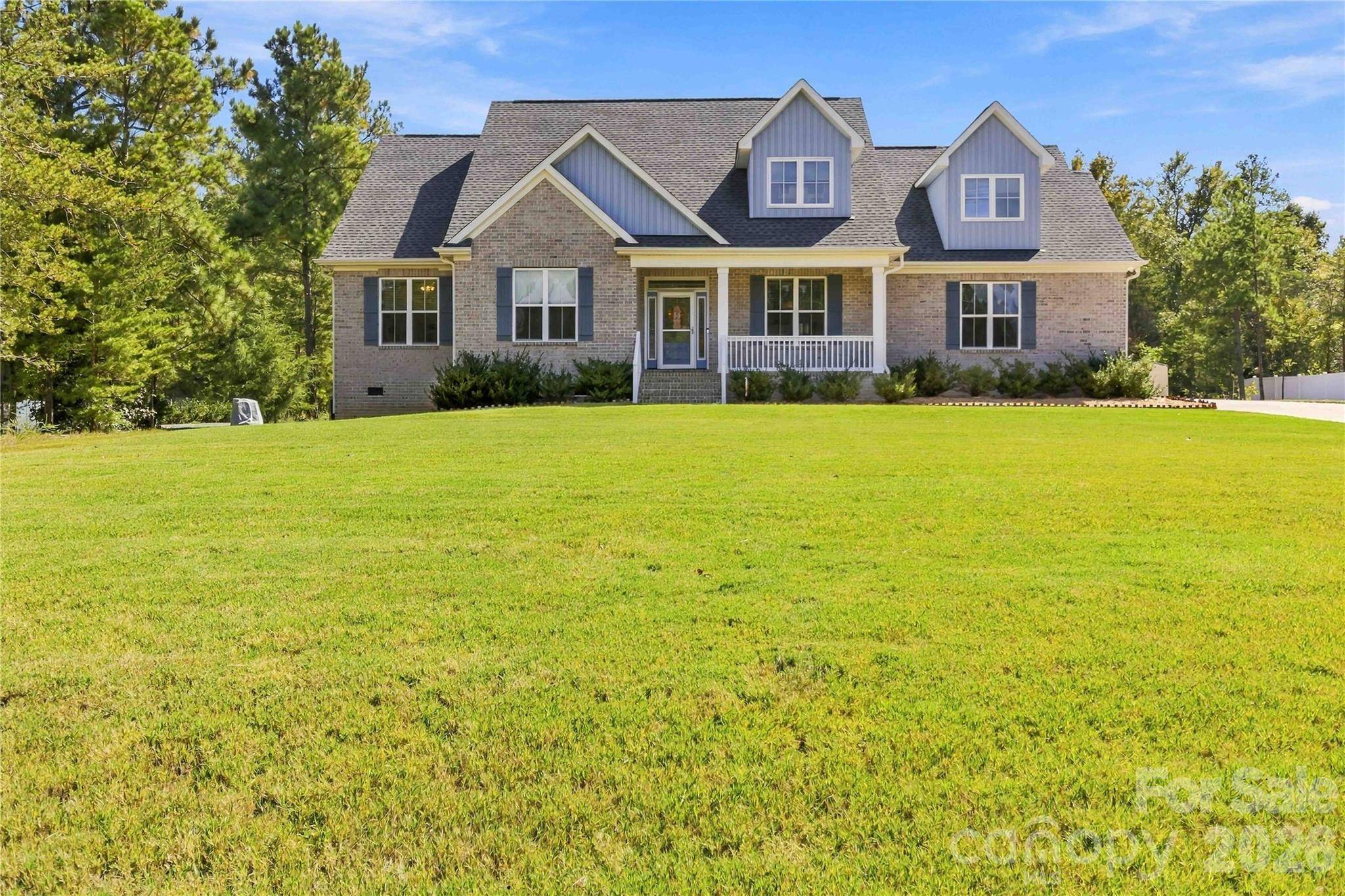 418 Kingsburry RD, Clover, SC 29710