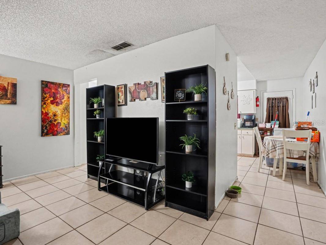 5661 STRUTHERS CT, Winter Haven, FL 33884