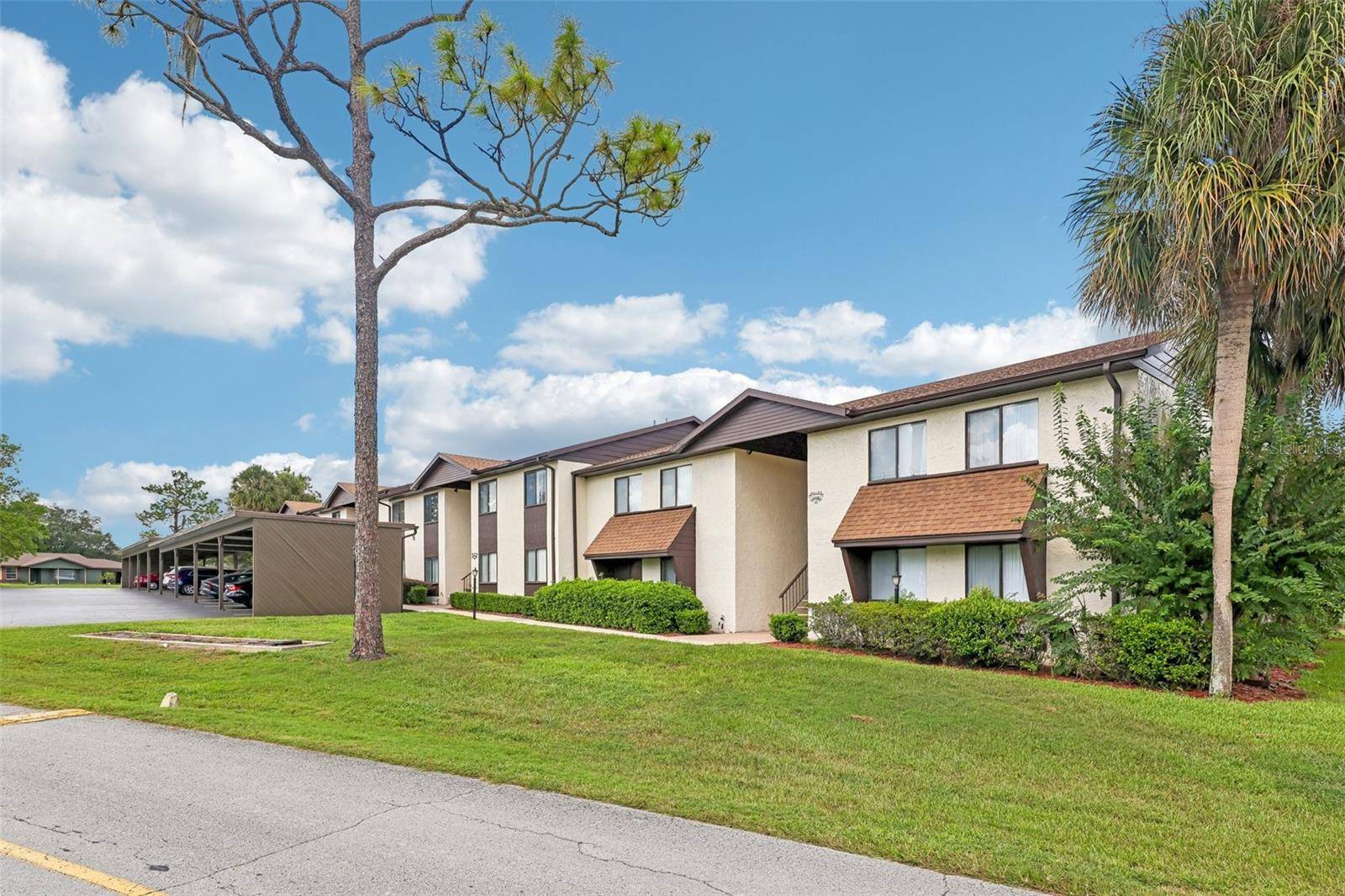548 FAIRWAYS DR #B, Ocala, FL 34472