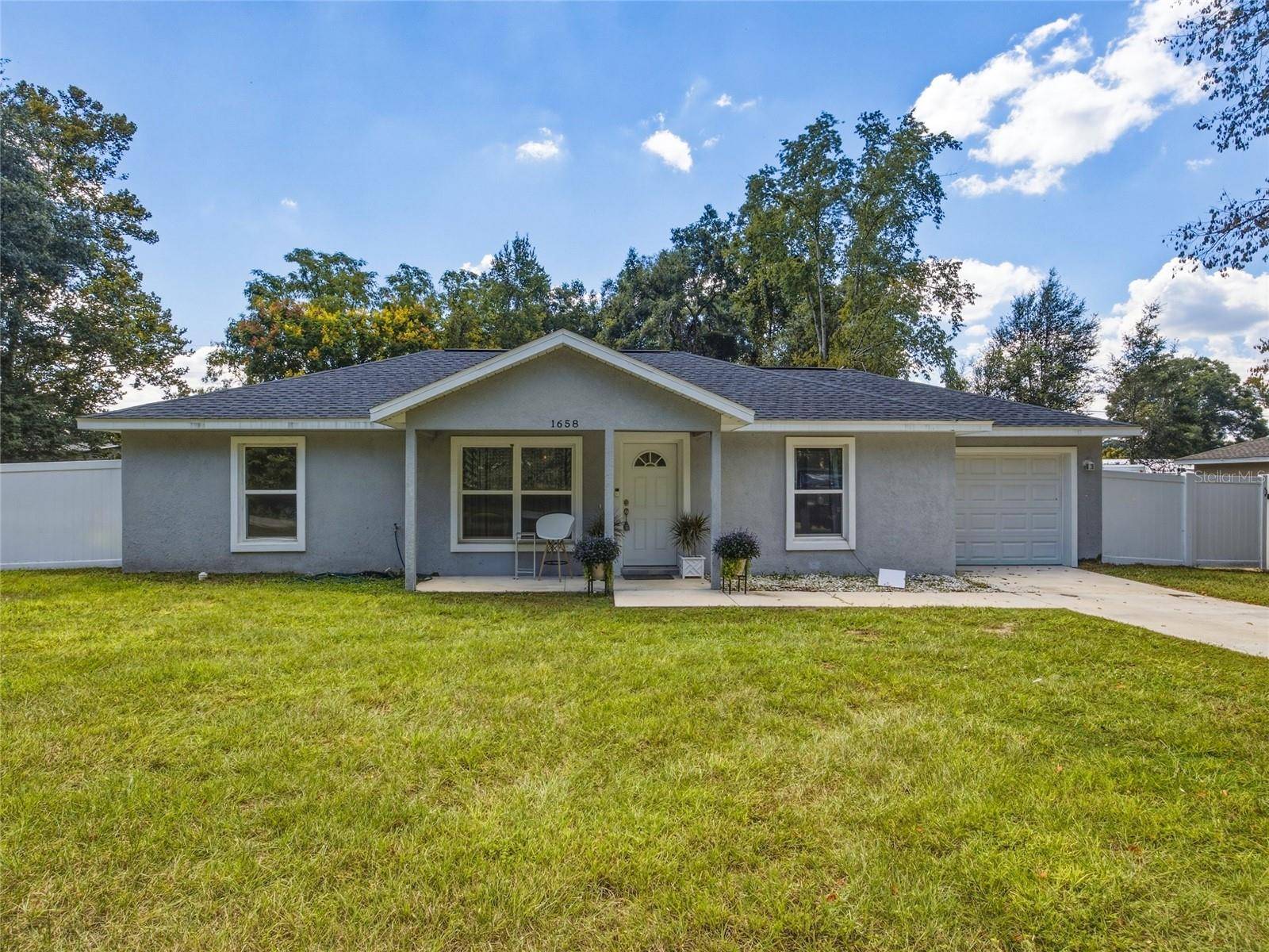 1658 NE 162ND PL, Citra, FL 32113