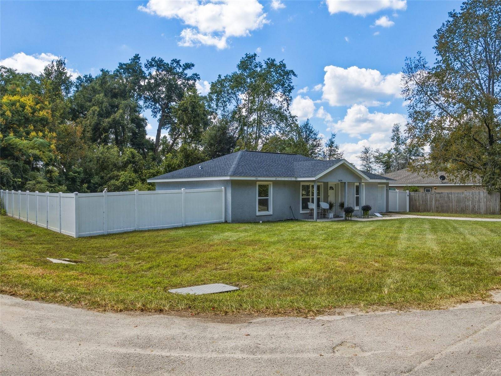 1658 NE 162ND PL, Citra, FL 32113