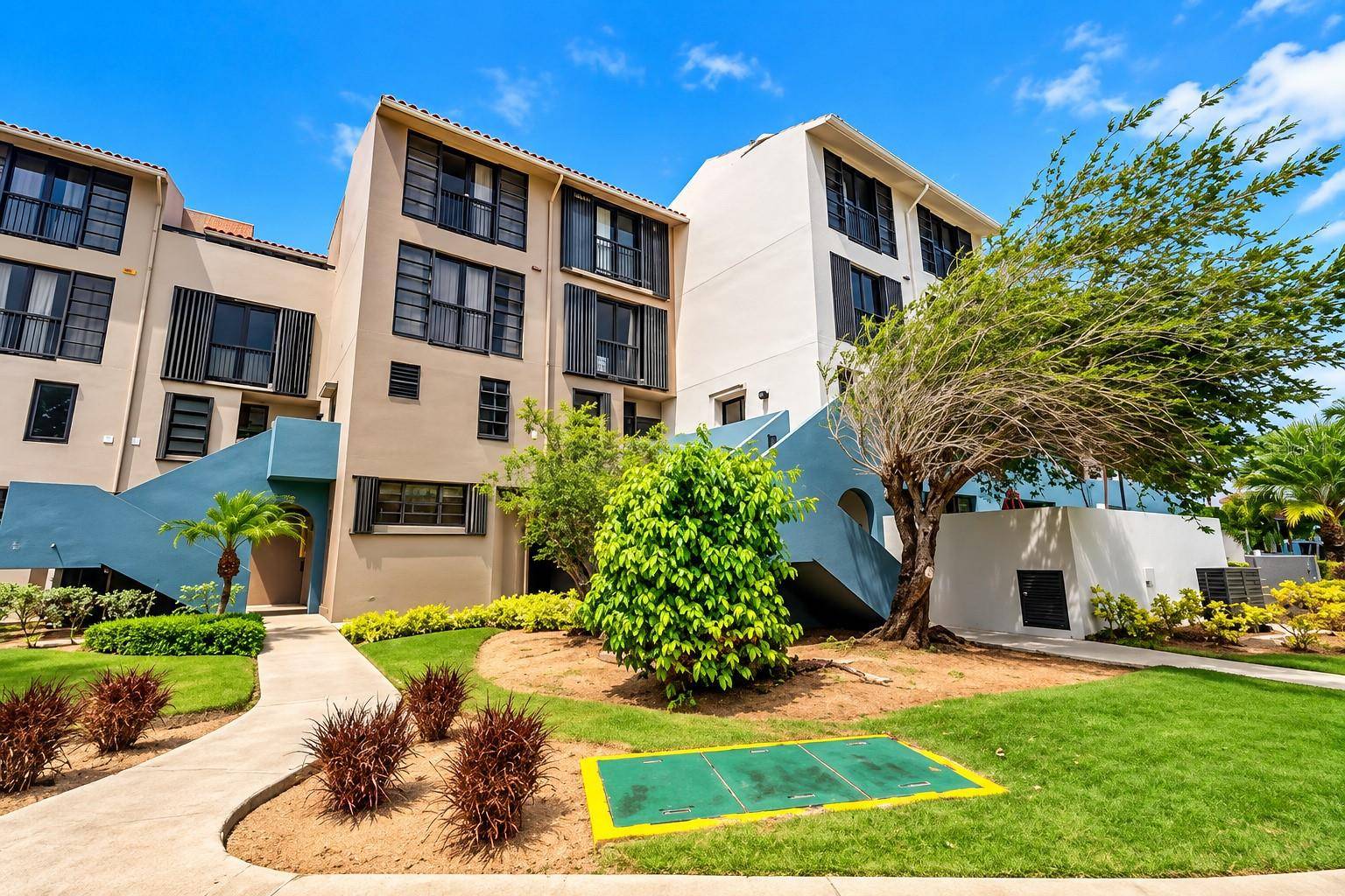 180 CANDELERO DRIVE #63, Humacao, PR 00791