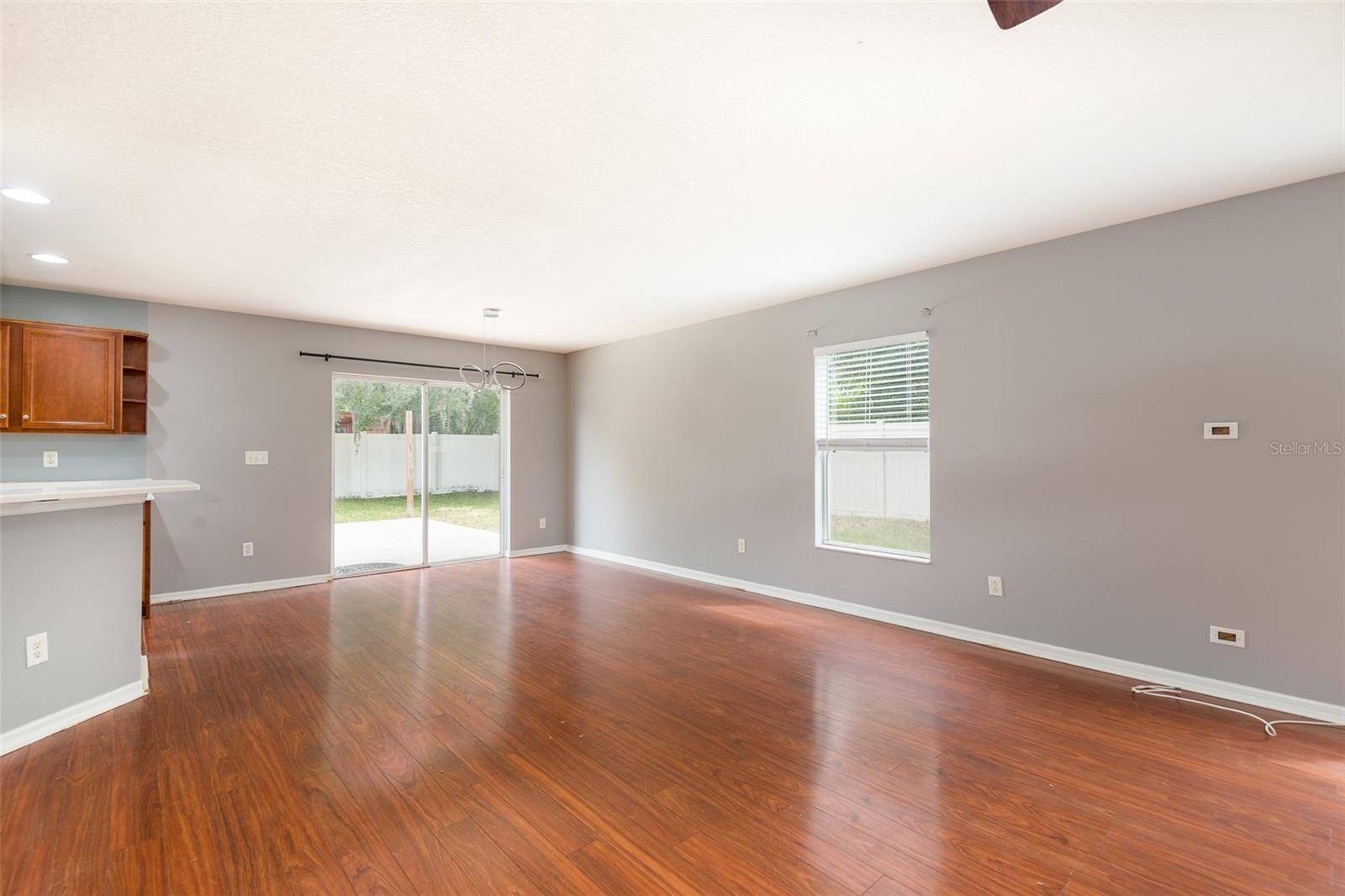 6340 CHERRY BLOSSOM TRL, Gibsonton, FL 33534