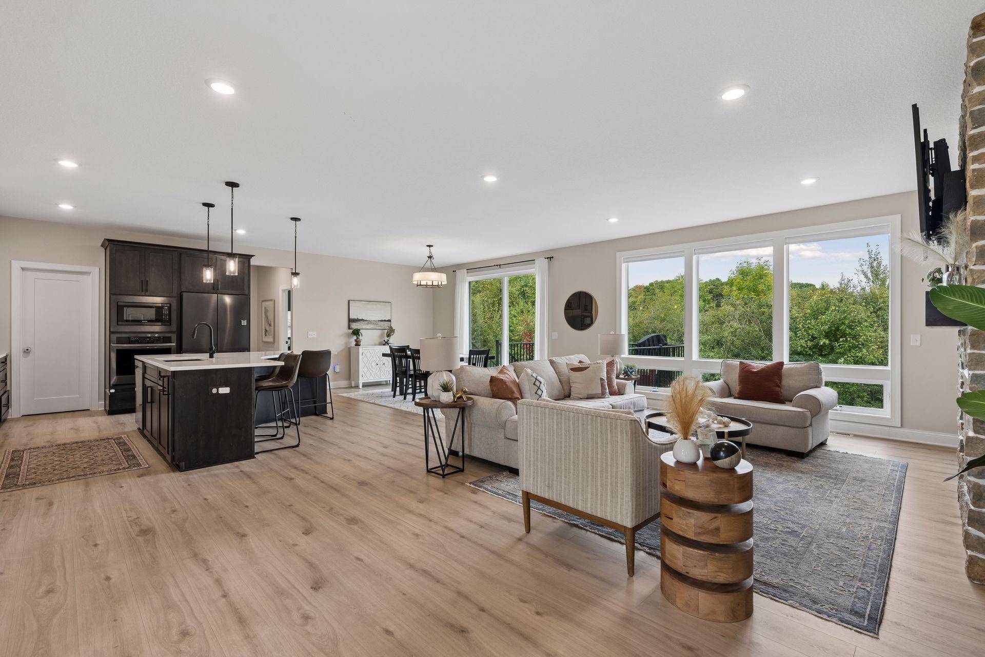 4818 128th CIR NE, Blaine, MN 55449