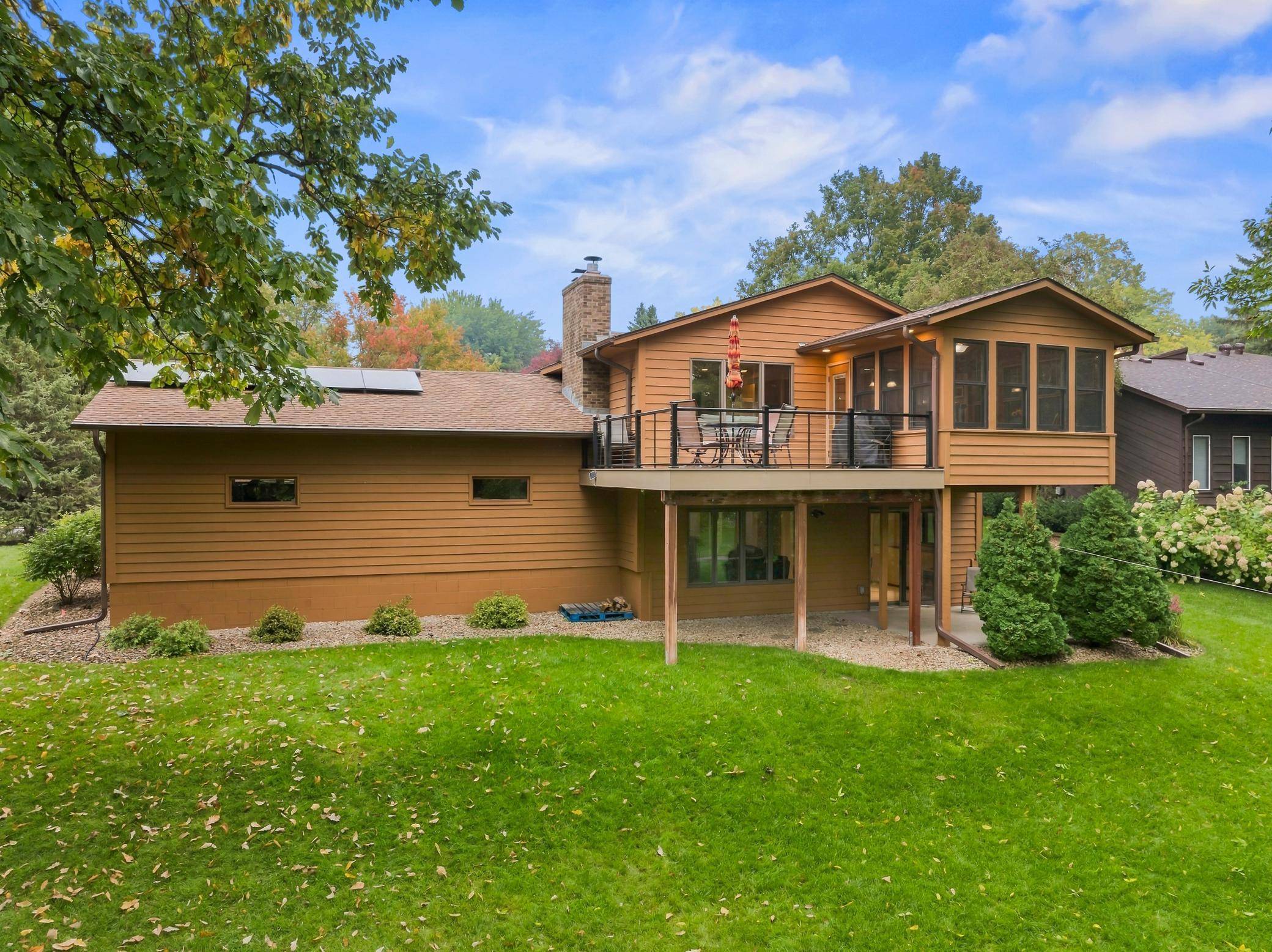 1825 Truman CT, Northfield, MN 55057