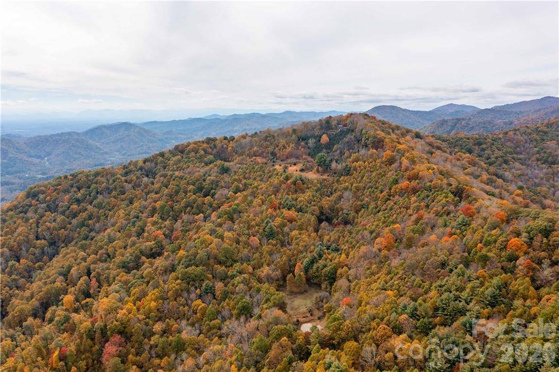 1375 Swing RD, Burnsville, NC 28714