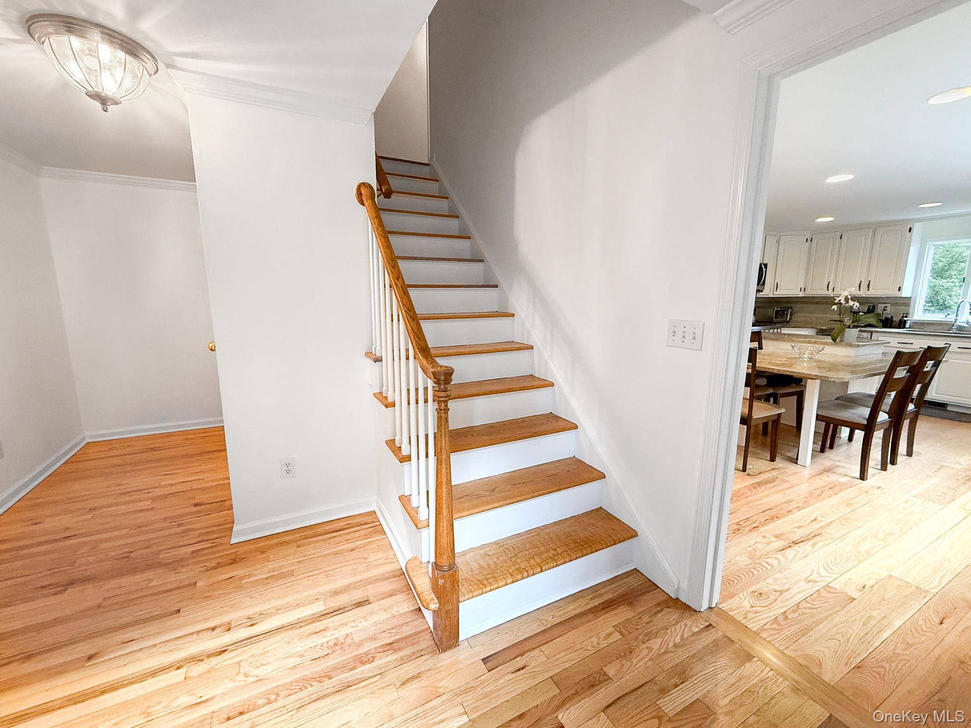 65 Lockwood LN, Greenwich, CT 06878