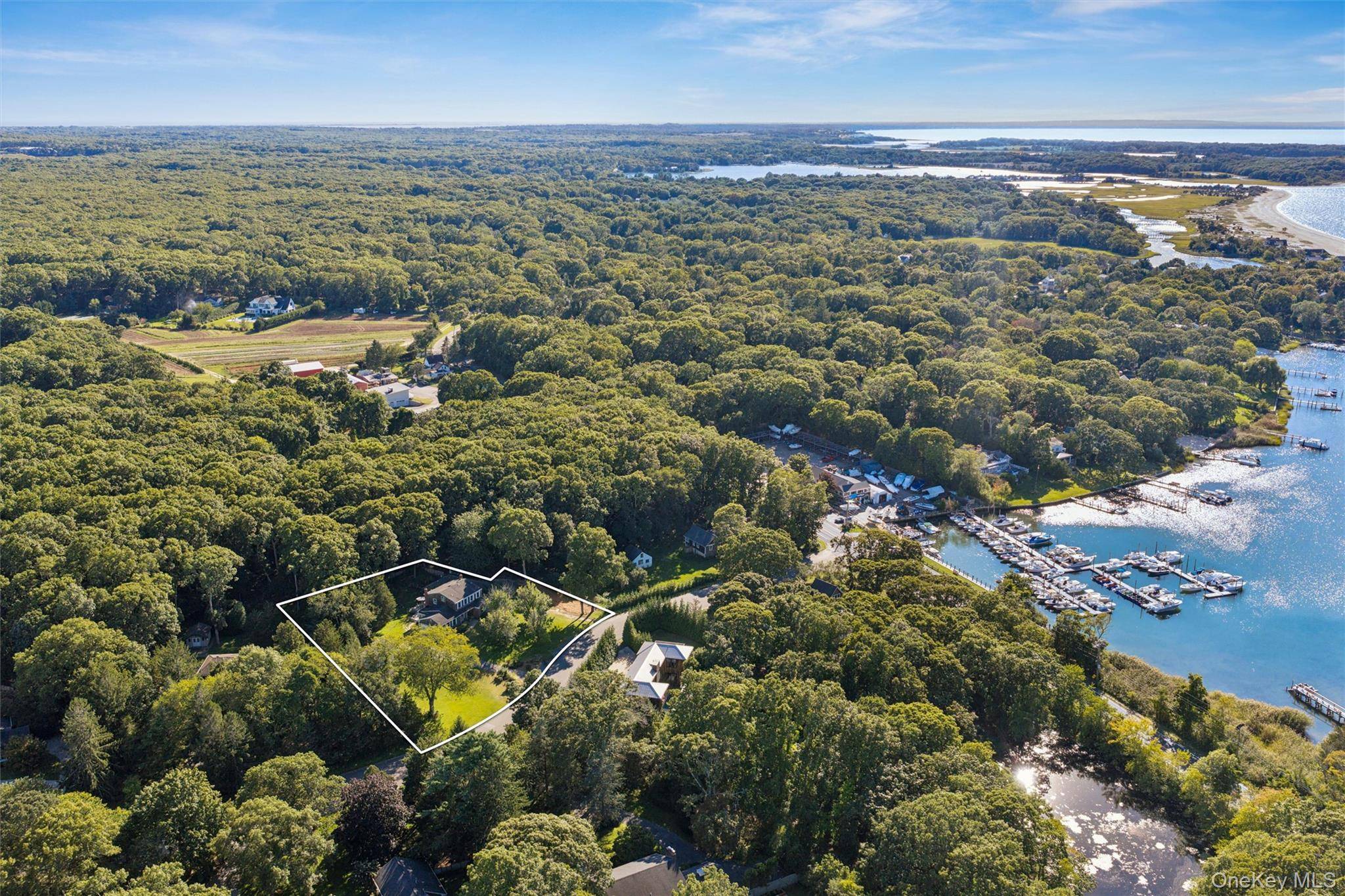 6 Turtle Pond RD, Southampton, NY 11968