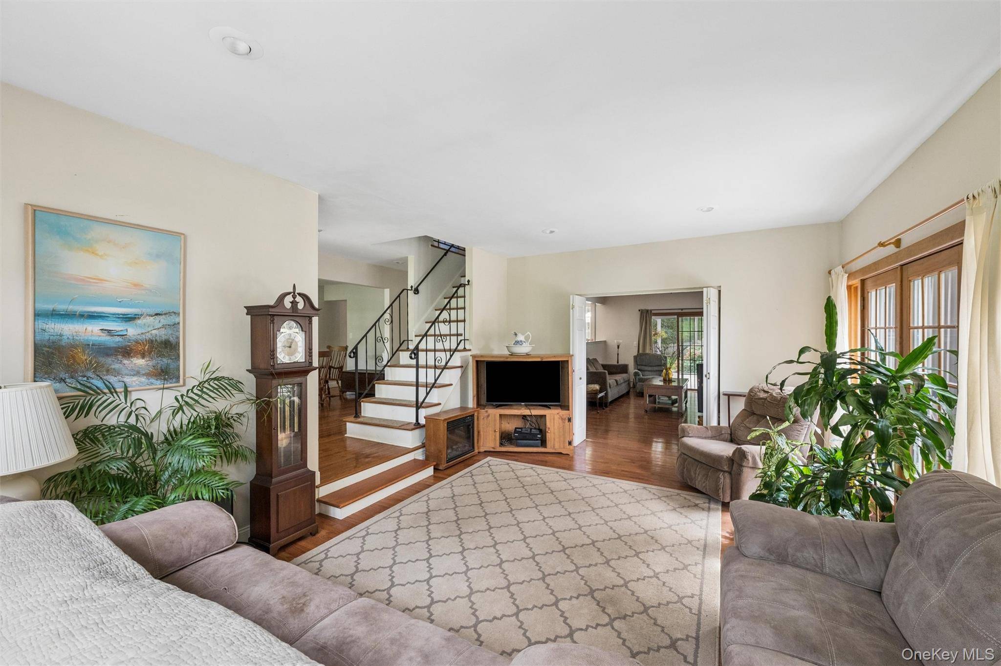 6 Turtle Pond RD, Southampton, NY 11968