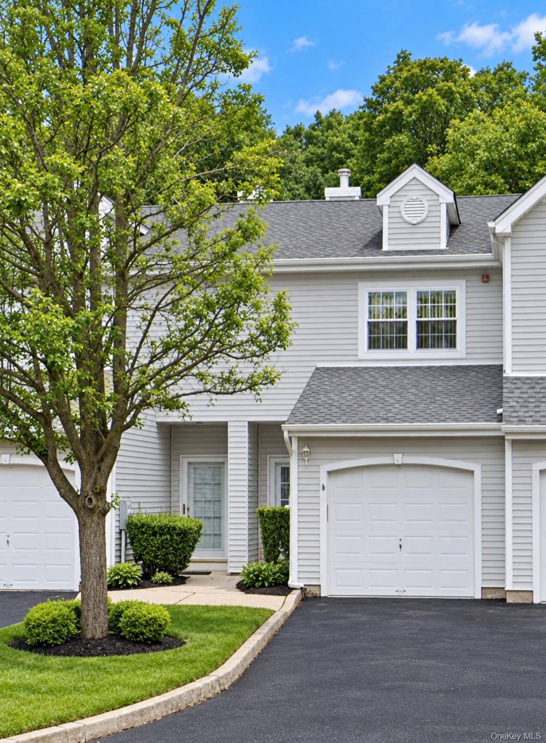 217 Windward CT, Port Jefferson, NY 11777
