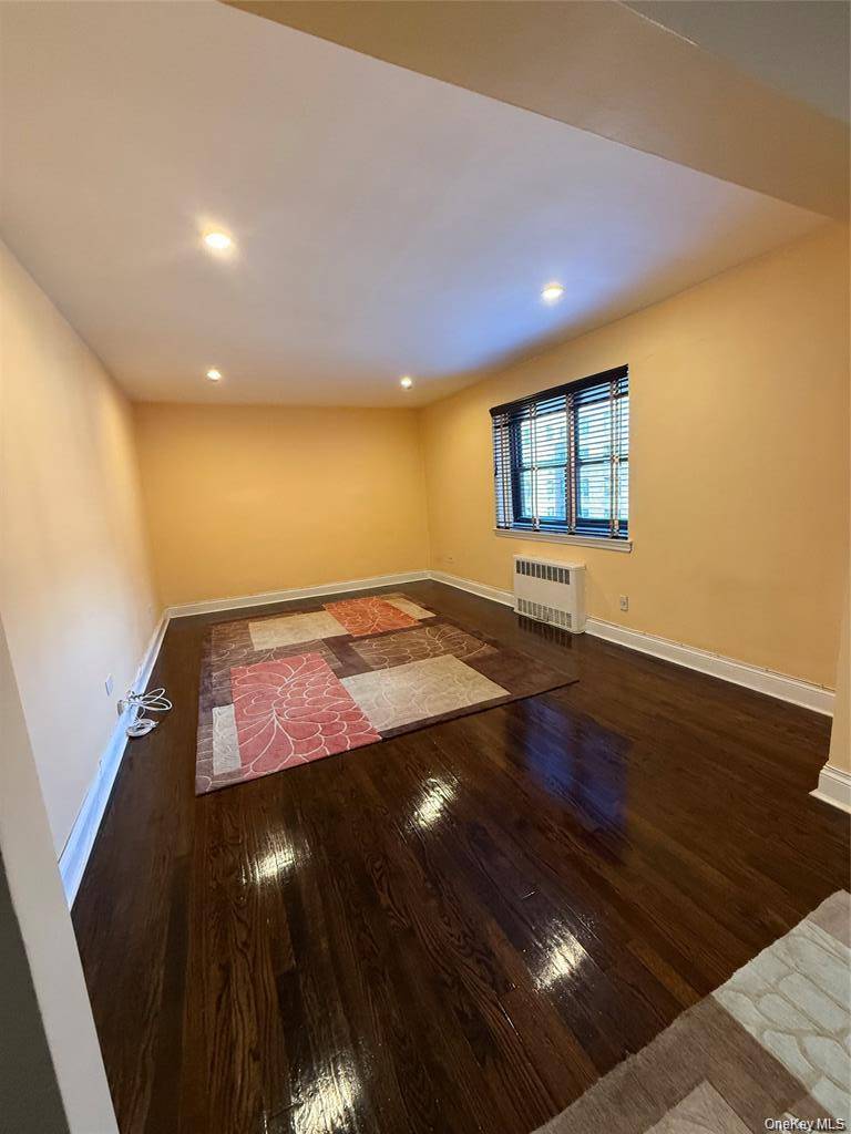 102-25 67th RD #4D, Forest Hills, NY 11375