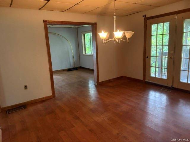 2408 Pine AVE, Ronkonkoma, NY 11779