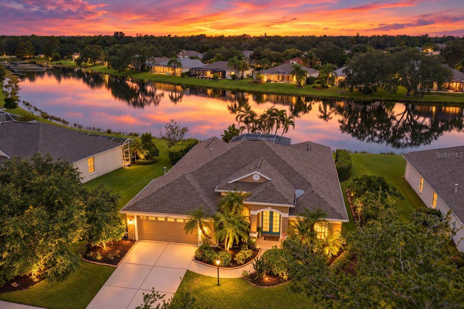 11915 CLUBHOUSE DR, Lakewood Ranch, FL 34202