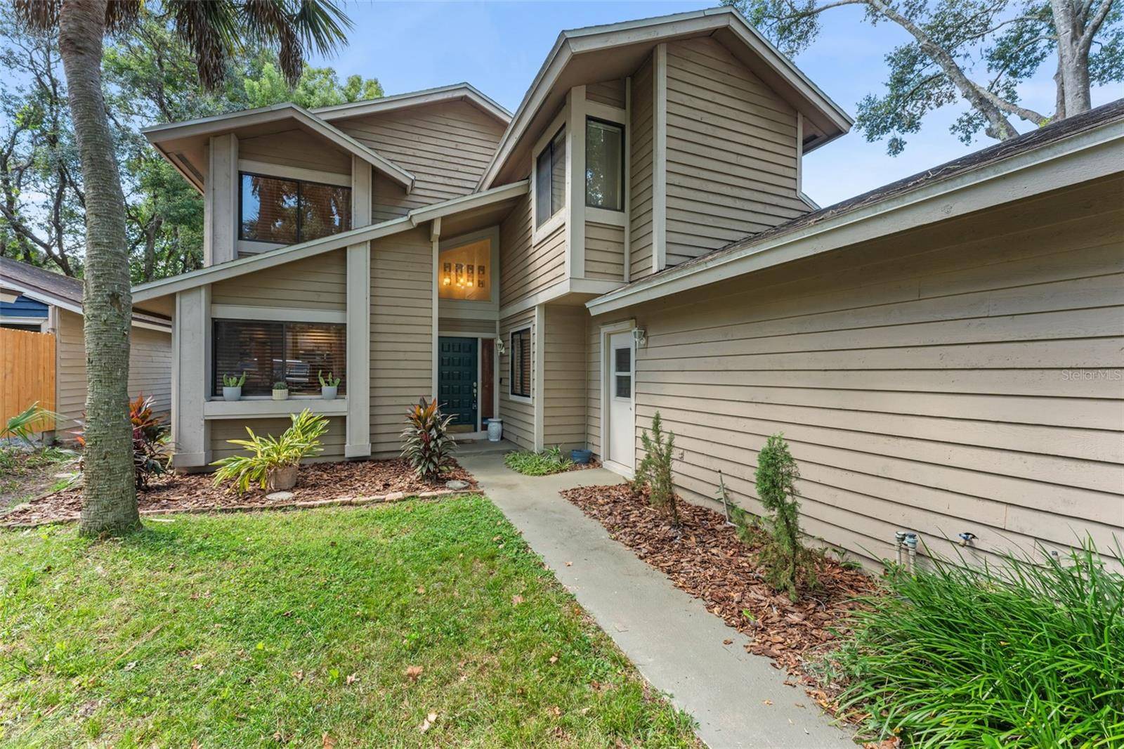 228 S FOX CHASE PT, Longwood, FL 32779