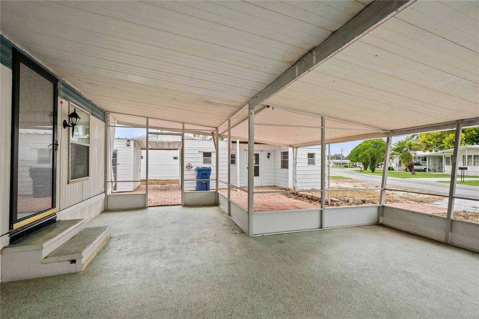37234 CAROL AVE, Zephyrhills, FL 33542