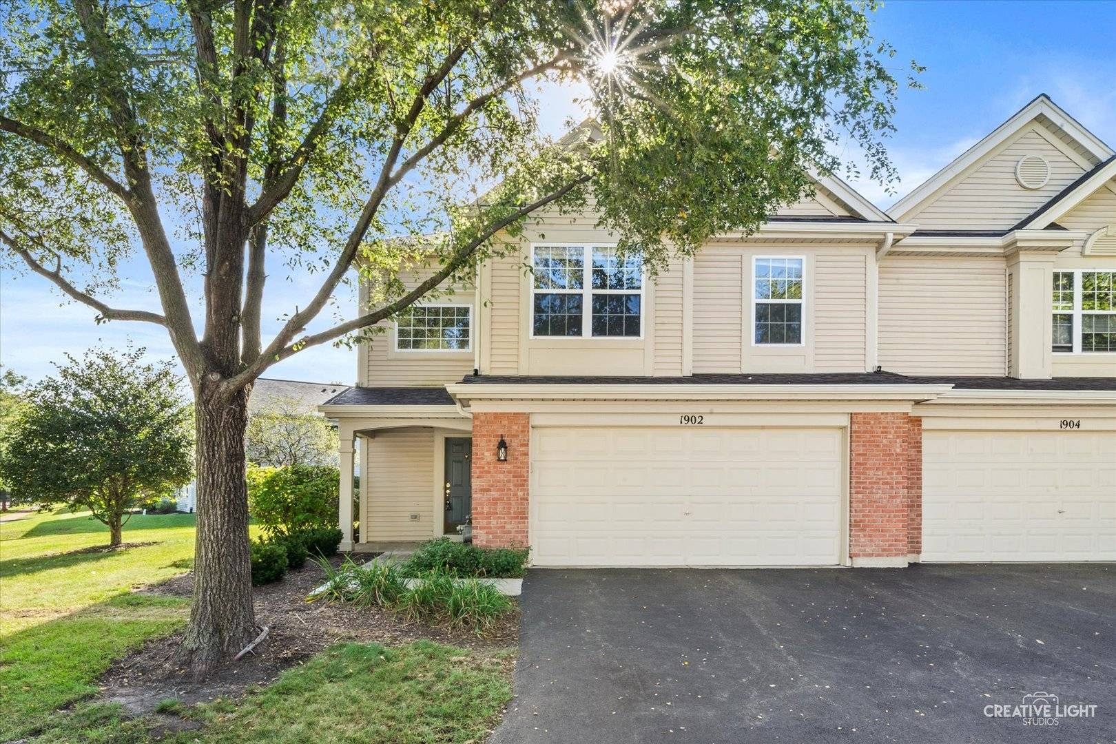 1902 Waverly WAY, Montgomery, IL 60538