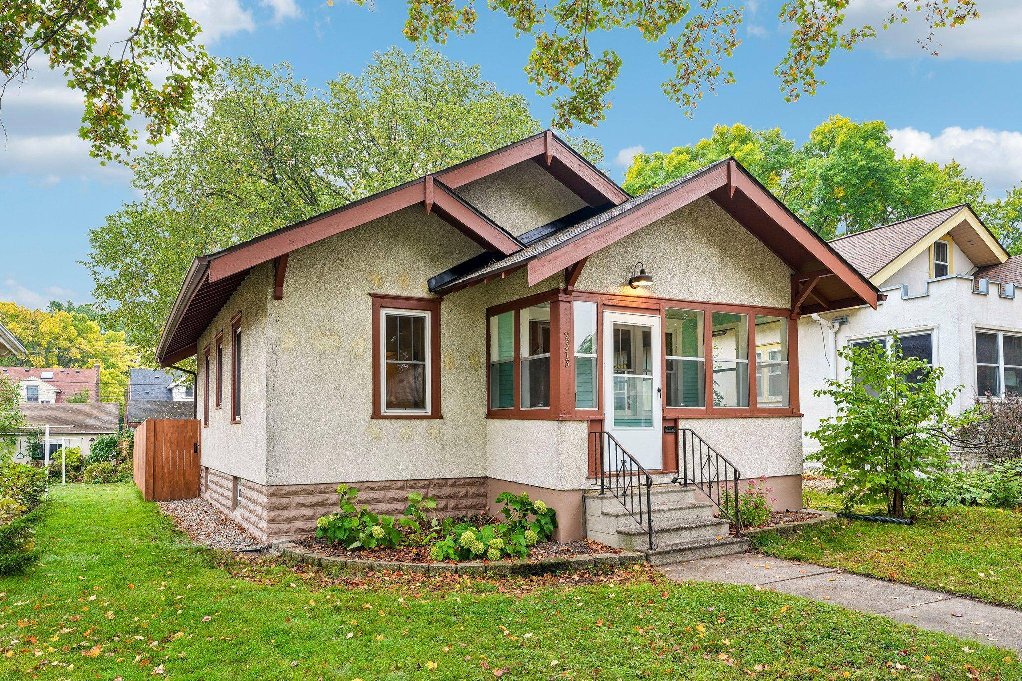 2315 Cleveland ST NE, Minneapolis, MN 55418