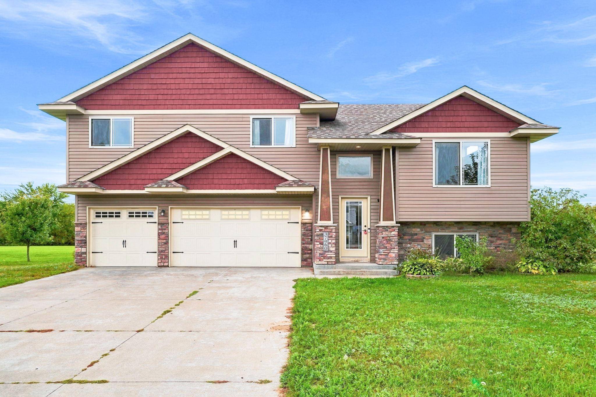 37960 Gerald AVE, North Branch, MN 55056
