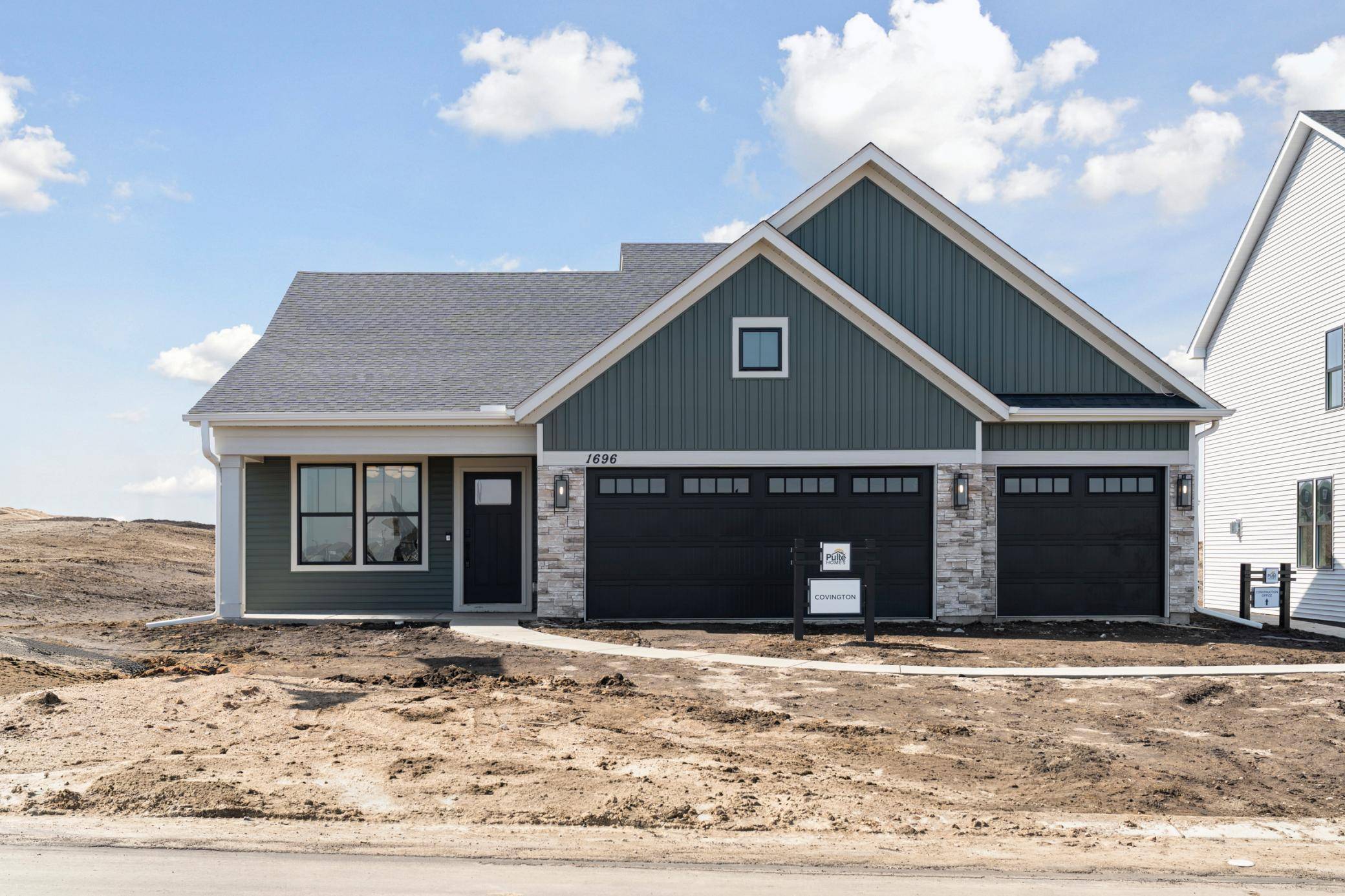 8828 63rd ST S, Cottage Grove, MN 55016