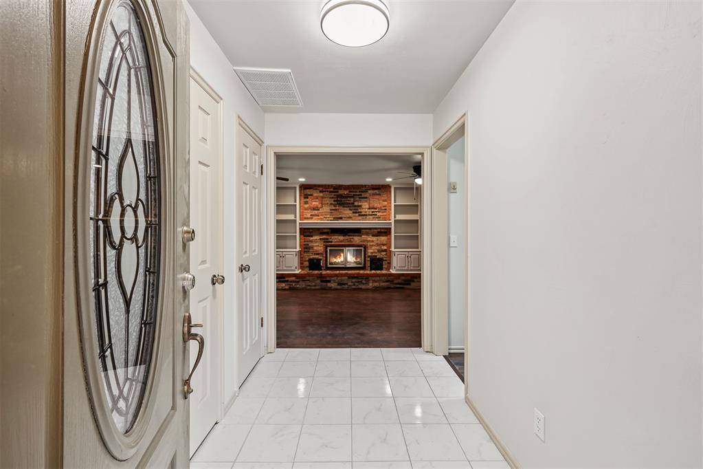 8416 Huckleberry RD, Edmond, OK 73034