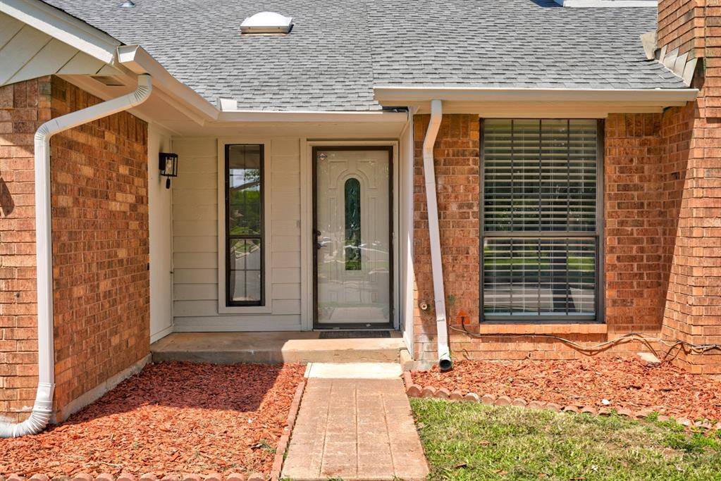 1617 Raquel DR, Edmond, OK 73003