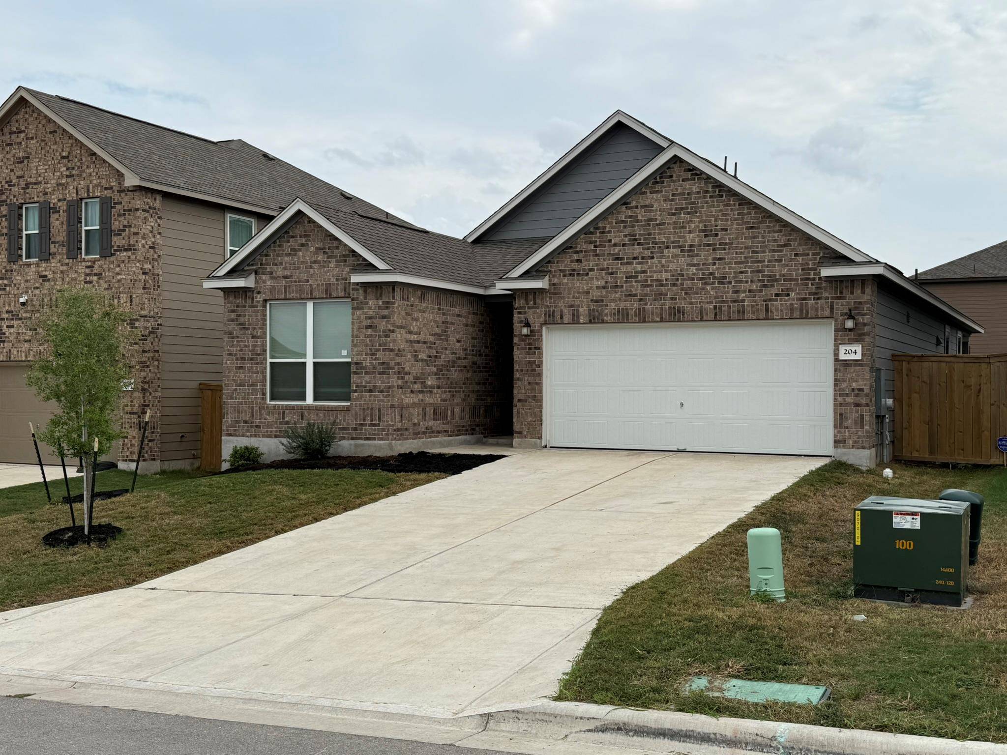 204 Robert Hightower DR, Jarrell, TX 76537