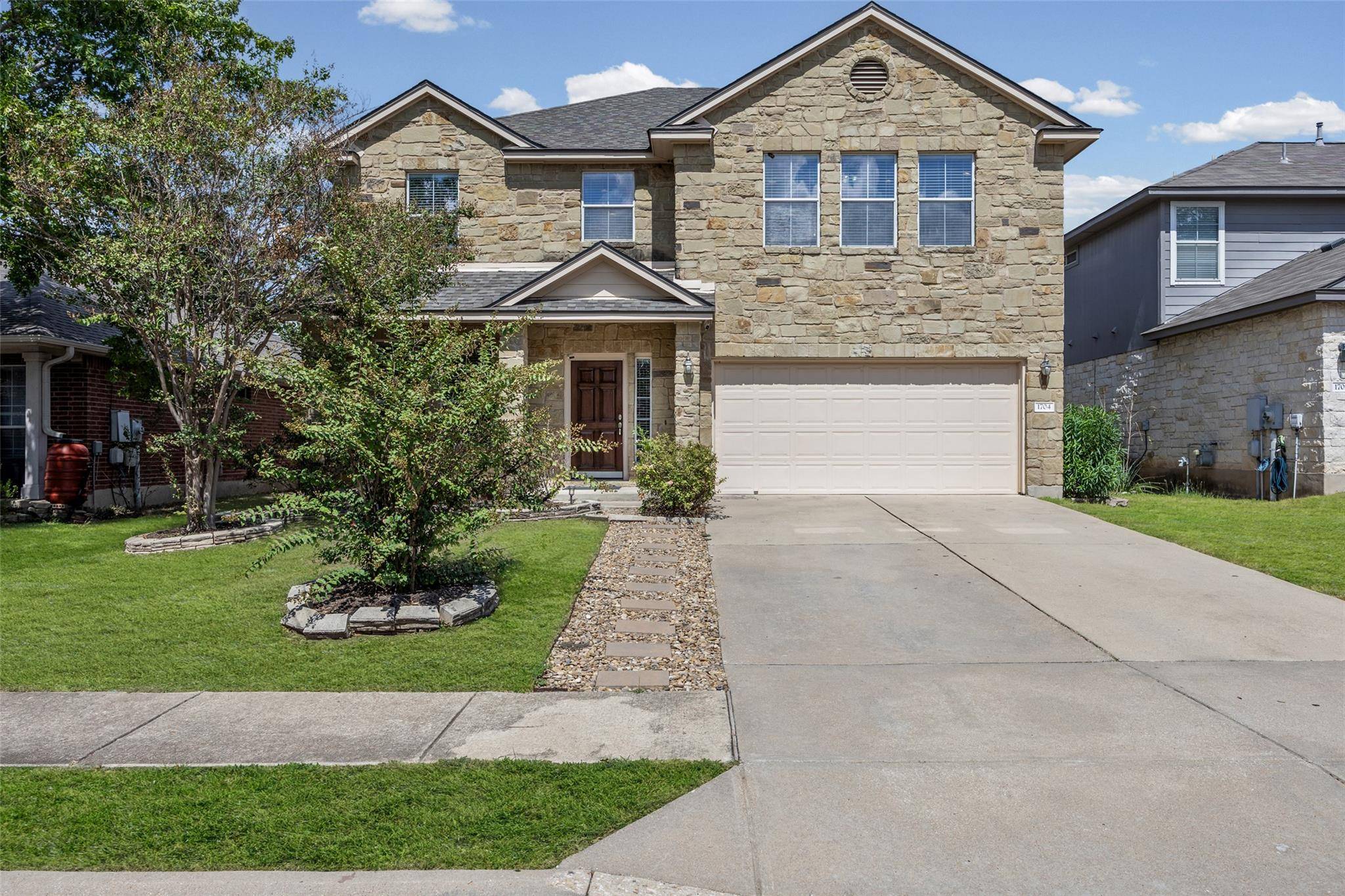 1704 McClannahan DR, Austin, TX 78748