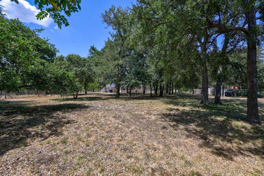 452 County Road 3081, Lampasas, TX 76550