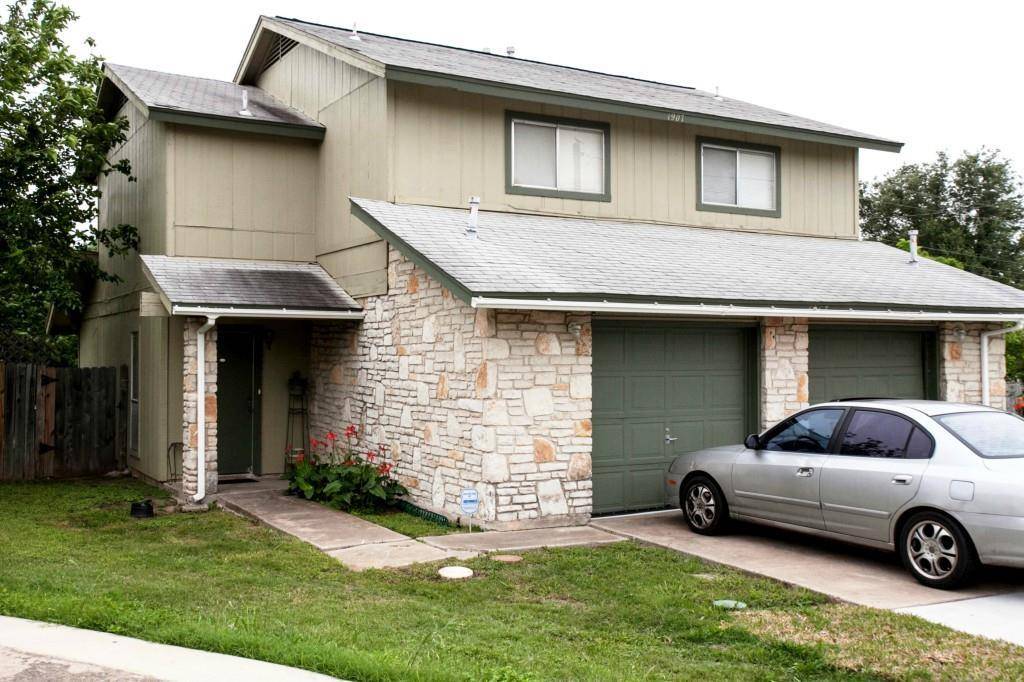 1907 Townesouth CIR #A, Austin, TX 78741