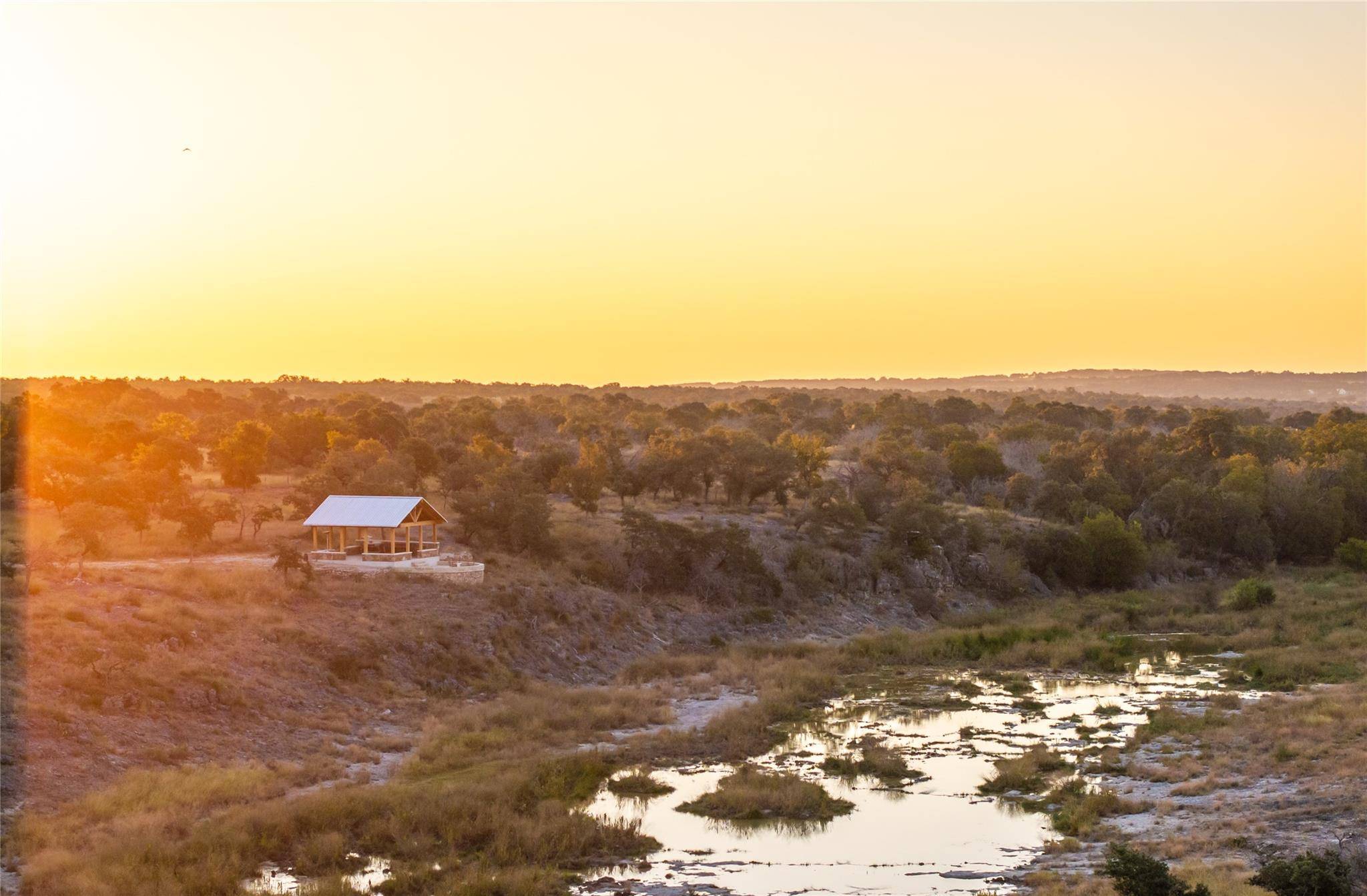 1547 Pressler RD, Fredericksburg, TX 78624