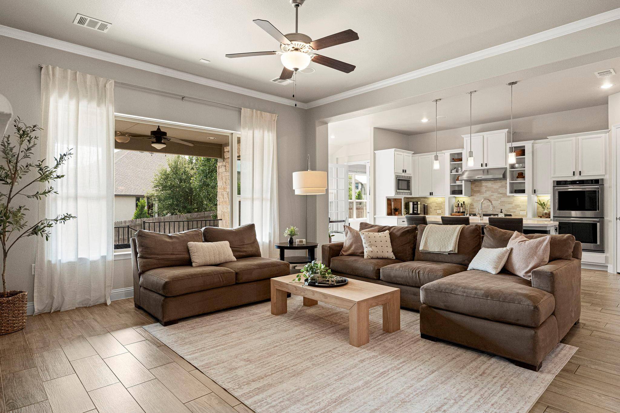136 Double L DR, Dripping Springs, TX 78620