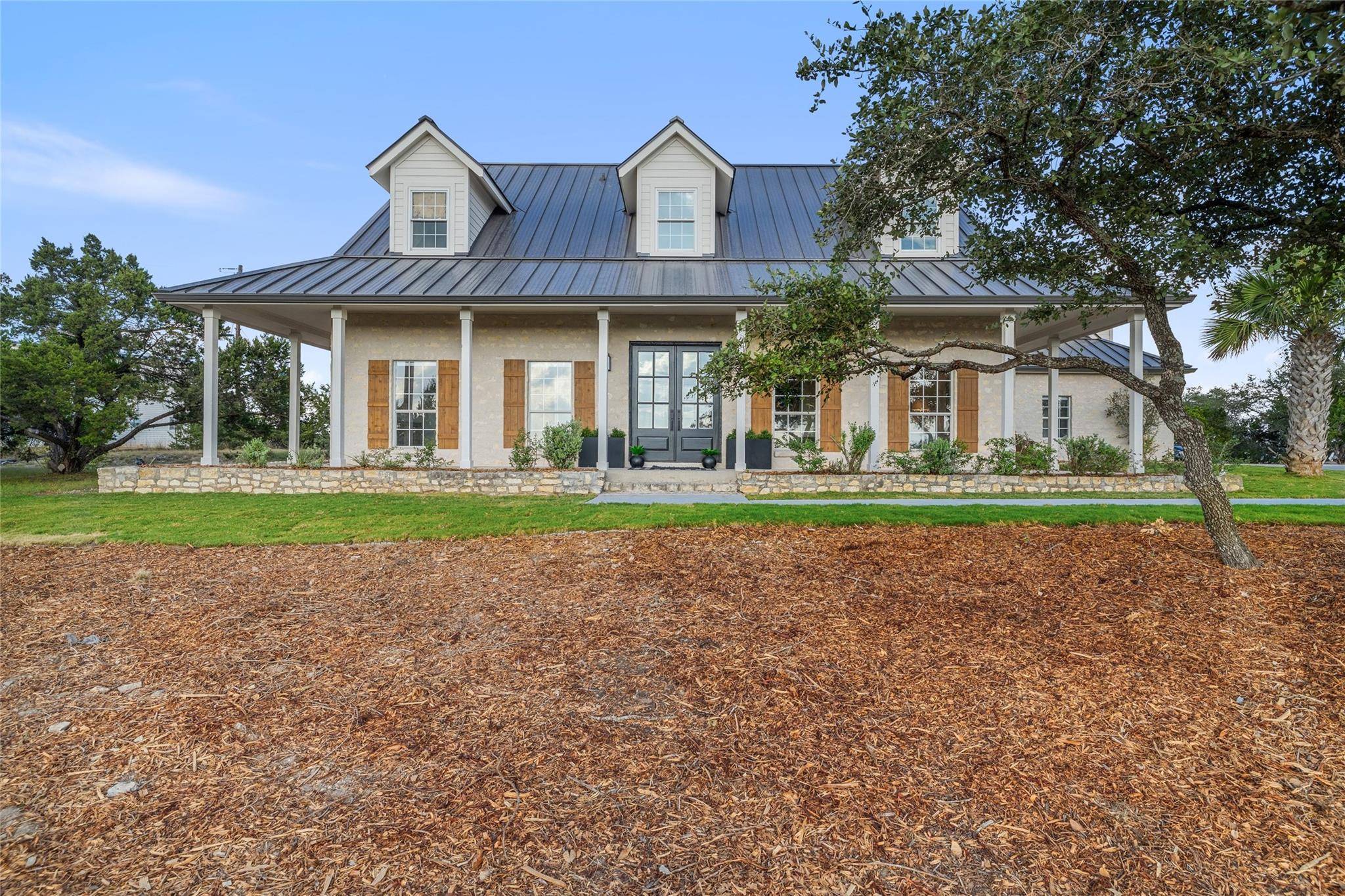 601 Hays Country Acres RD, Dripping Springs, TX 78620