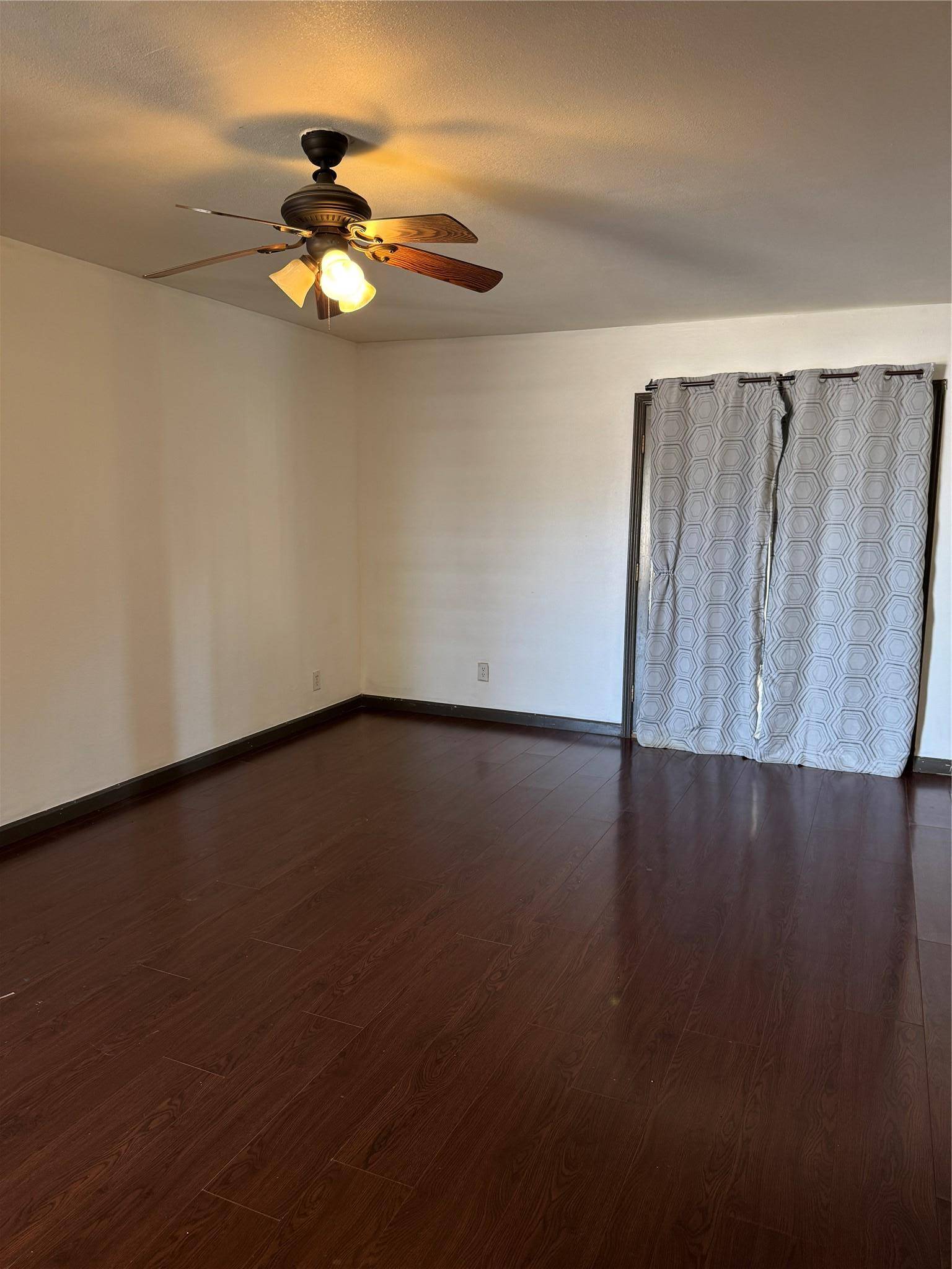 9049 Galewood DR #103, Austin, TX 78758