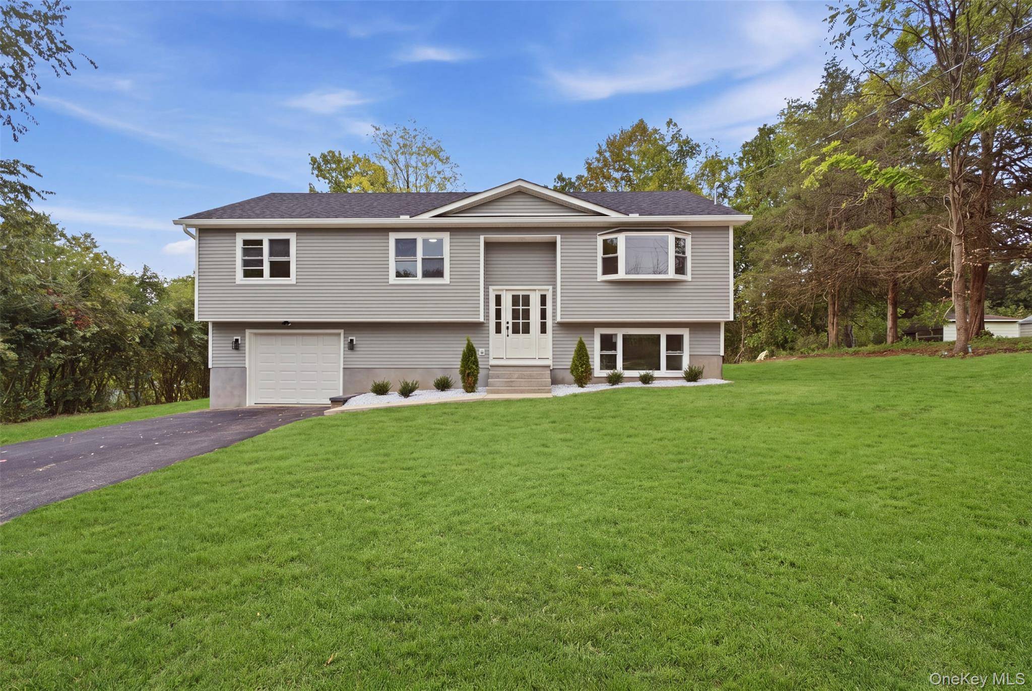 54 Cedar LN, Wingdale, NY 12594
