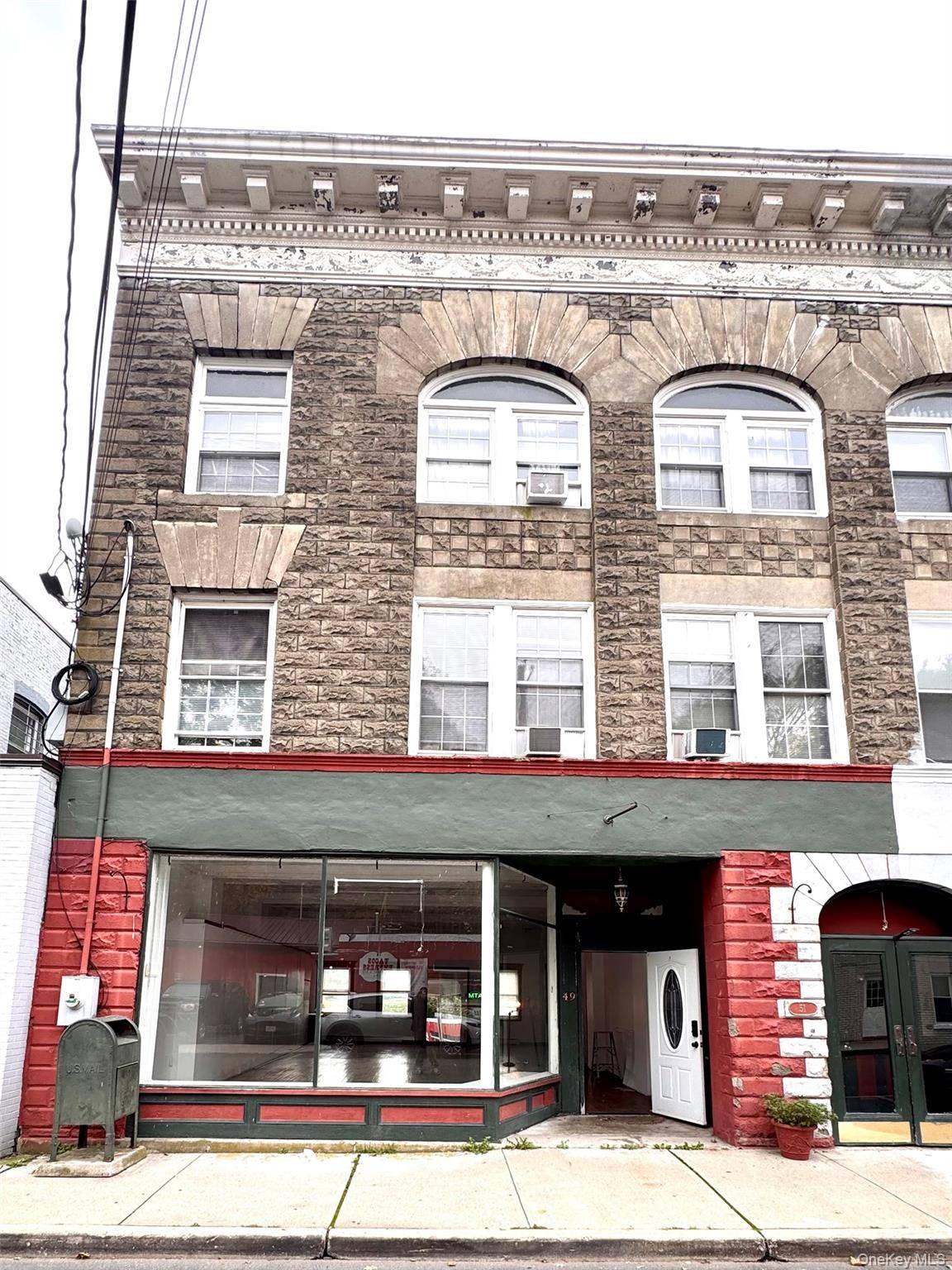 49 Main ST, Chester, NY 10918