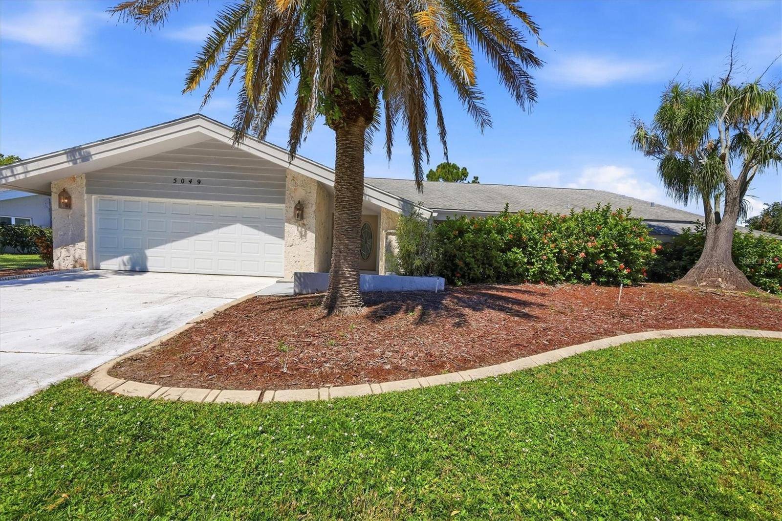 5049 MARSH FIELD RD, Sarasota, FL 34235
