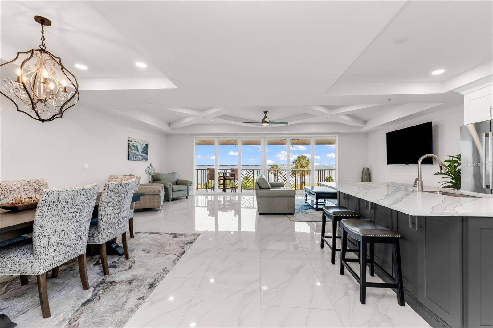 1425 PARK BEACH CIR #124, Punta Gorda, FL 33950
