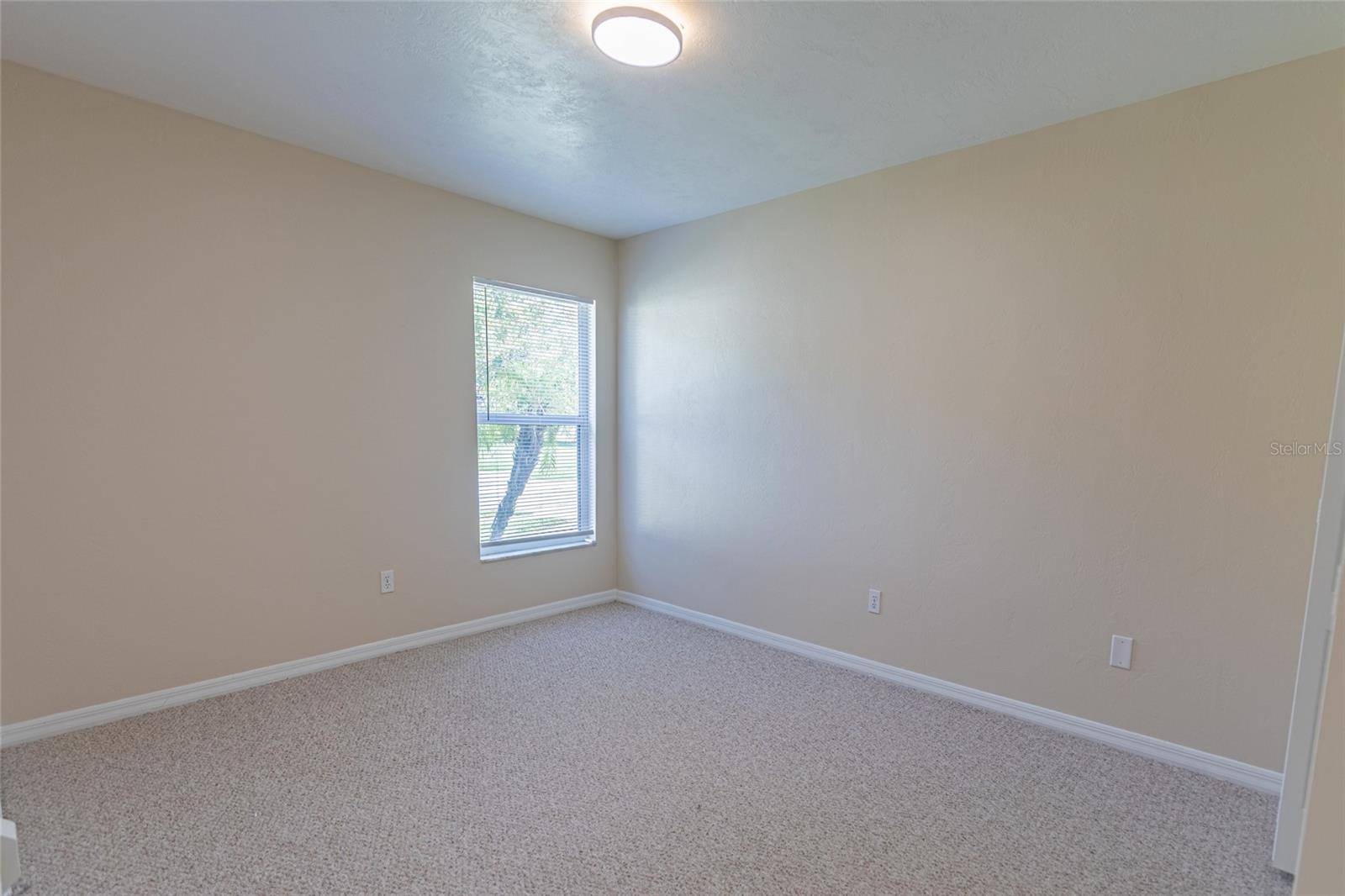 1032 DEER SPRINGS RD, Port Orange, FL 32129