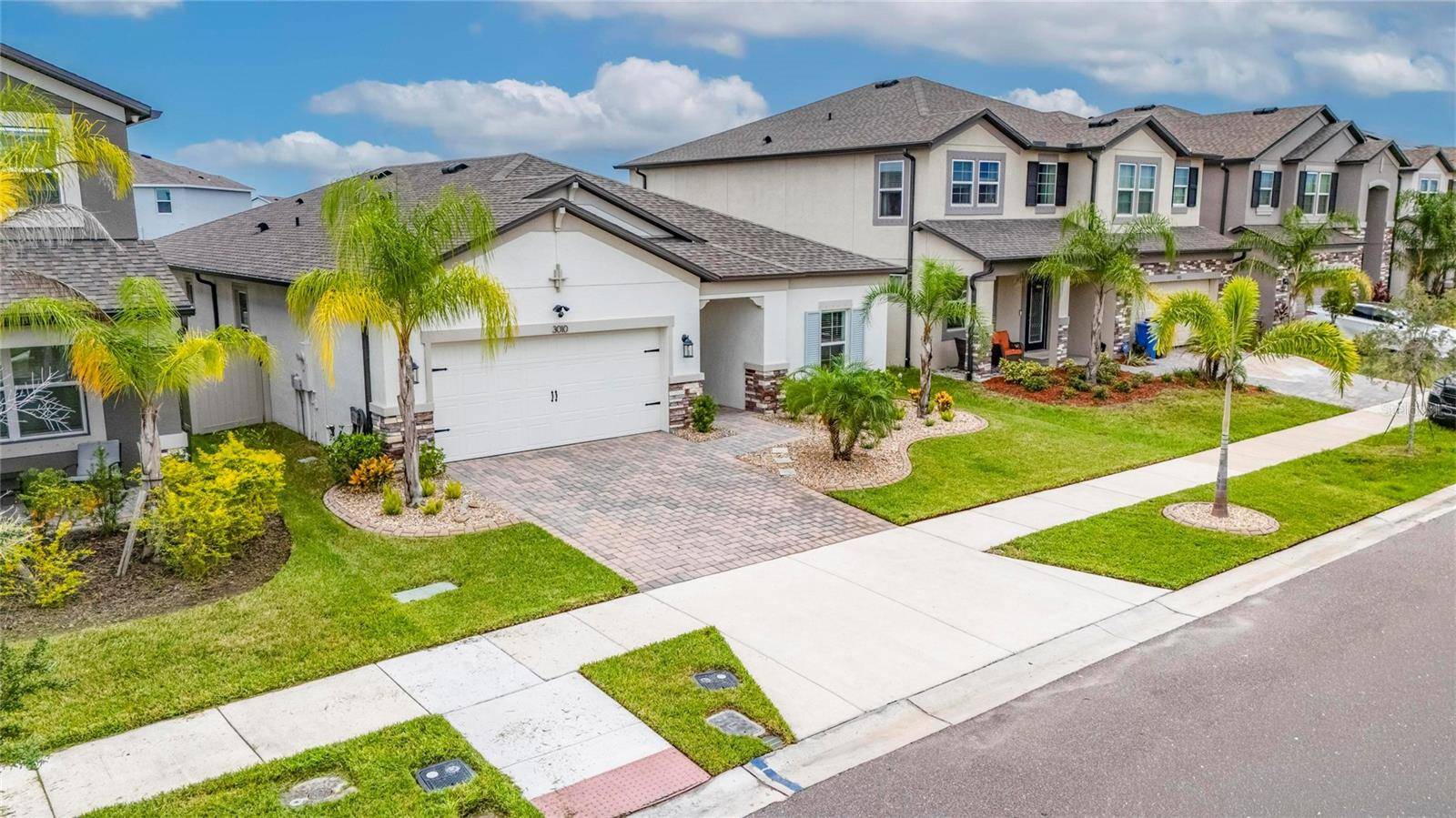 3010 MARINE GRASS DR, Wimauma, FL 33598