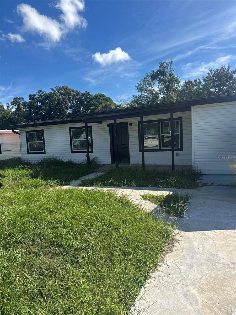 205 EMERALD LN, Largo, FL 33771