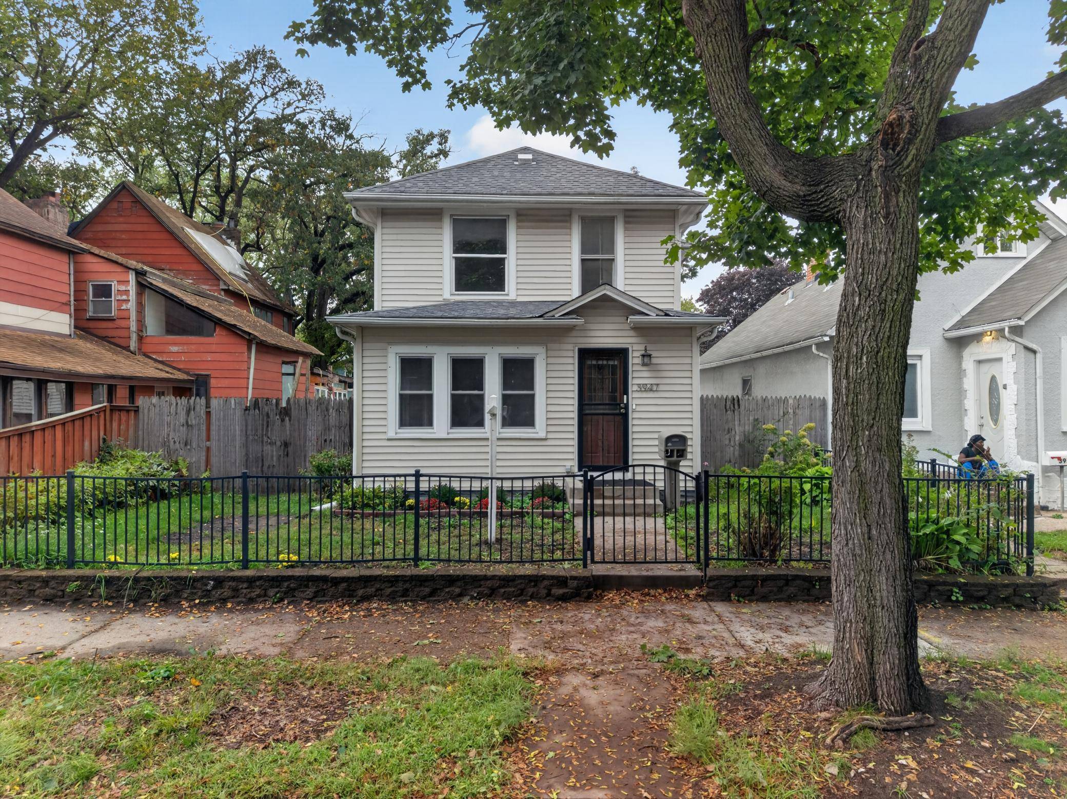 3947 Dupont AVE N, Minneapolis, MN 55412