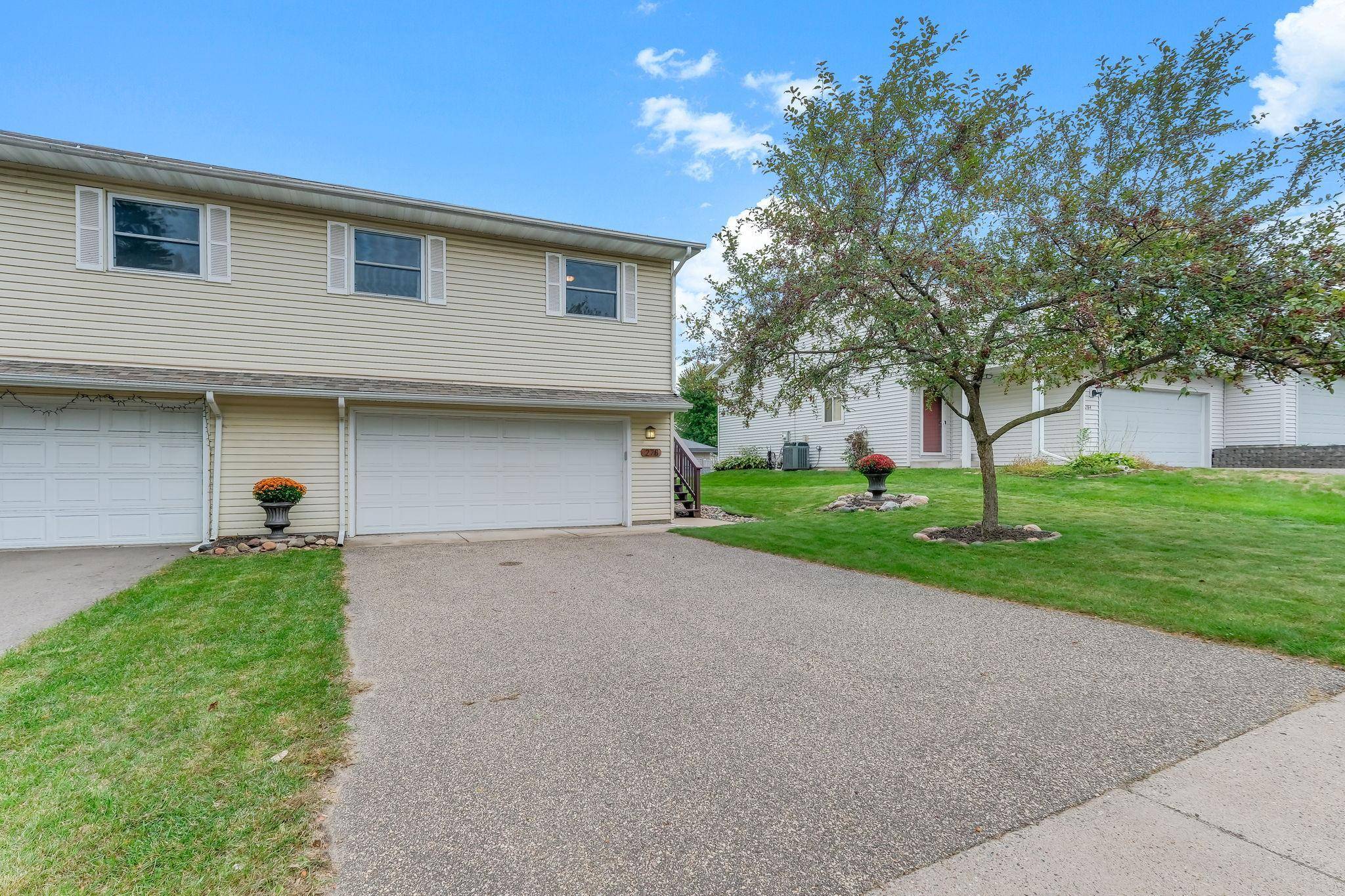 278 Morningside CIR, Saint Paul, MN 55119