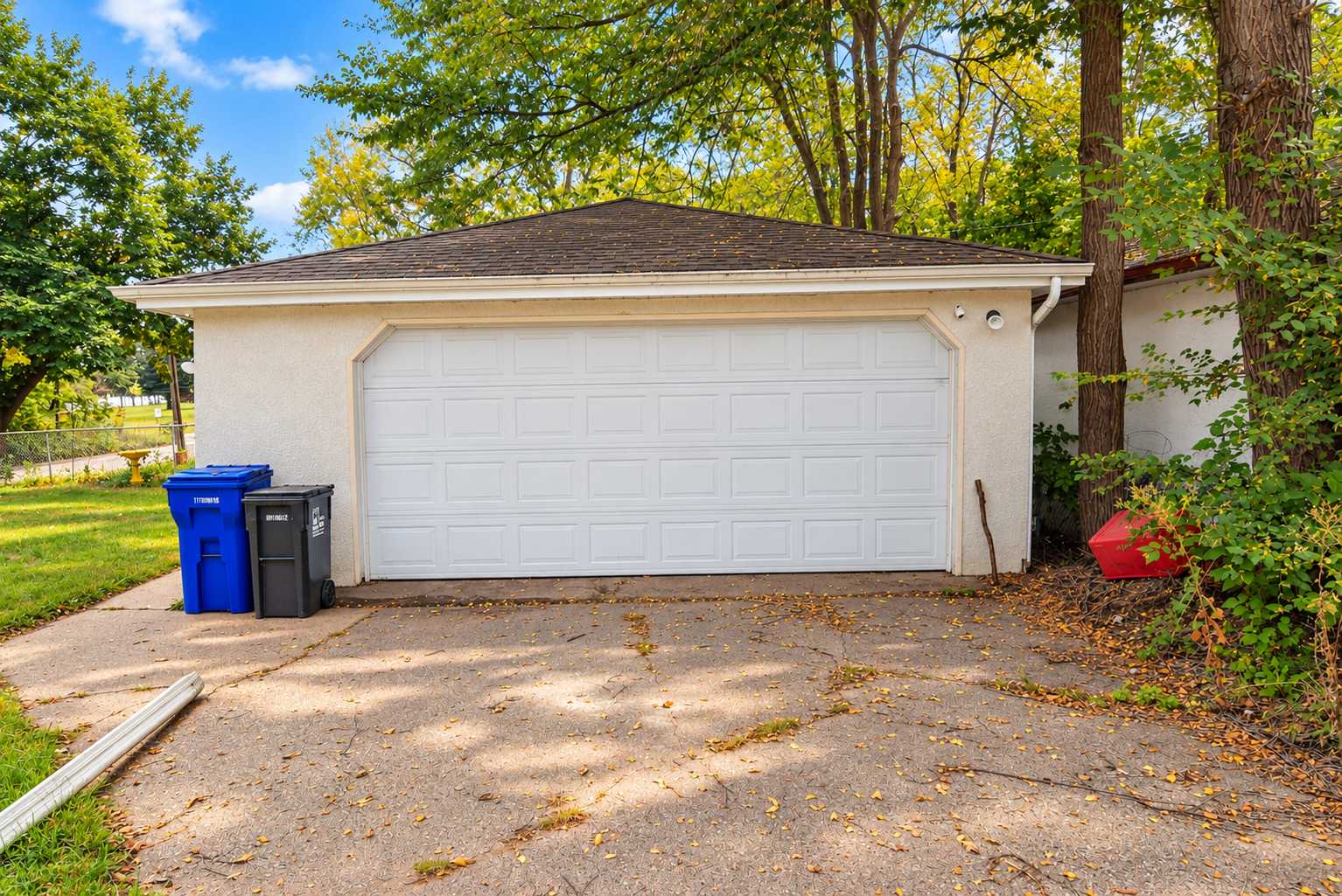 1445 McAfee ST, Saint Paul, MN 55106