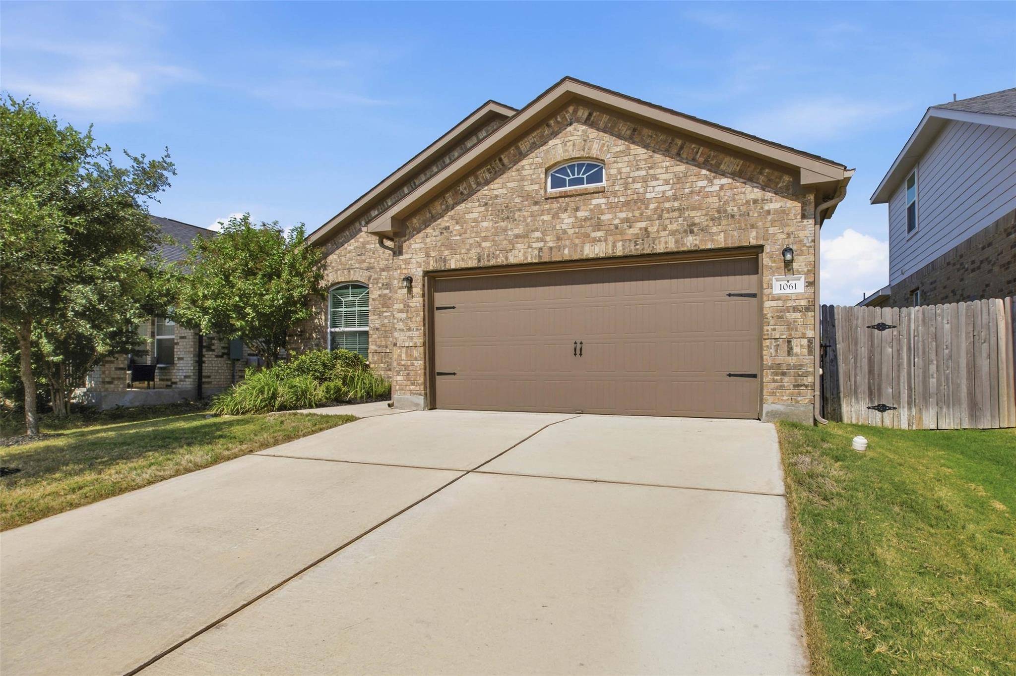 1061 Blue Oak BLVD, San Marcos, TX 78666