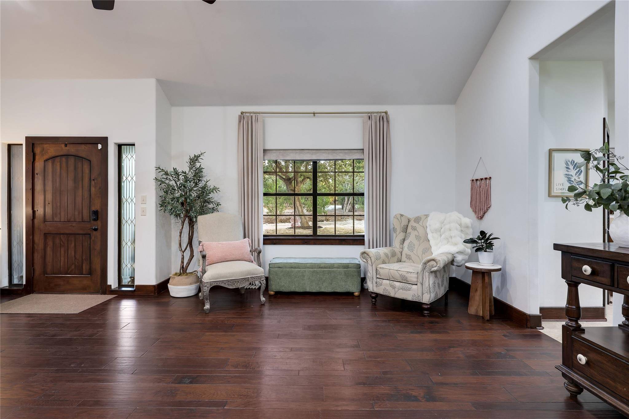 116 Apache TRL, Georgetown, TX 78633