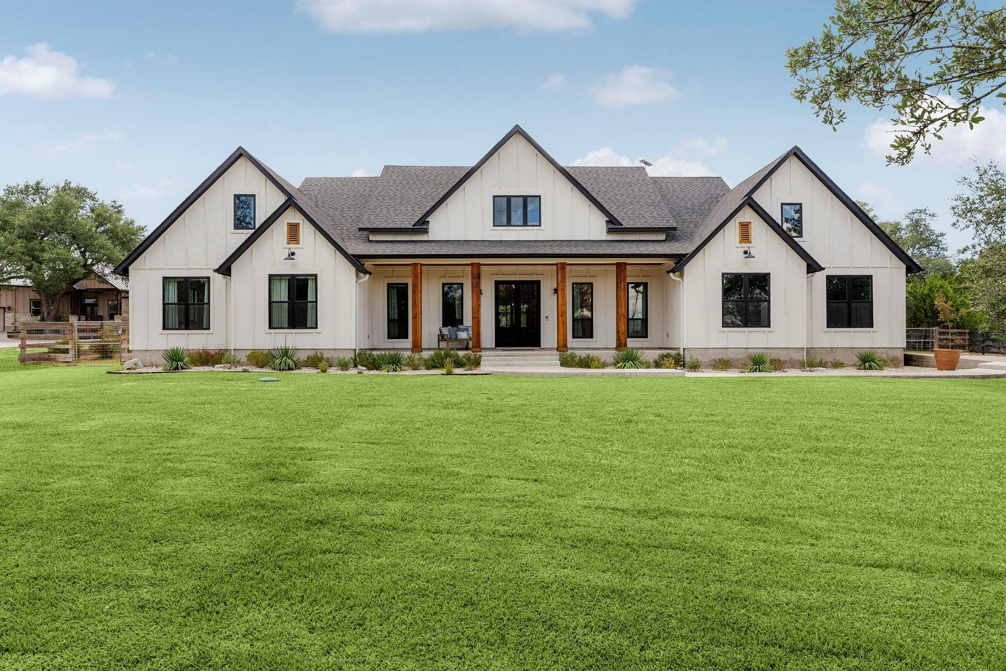 32831 RR 12, Dripping Springs, TX 78620